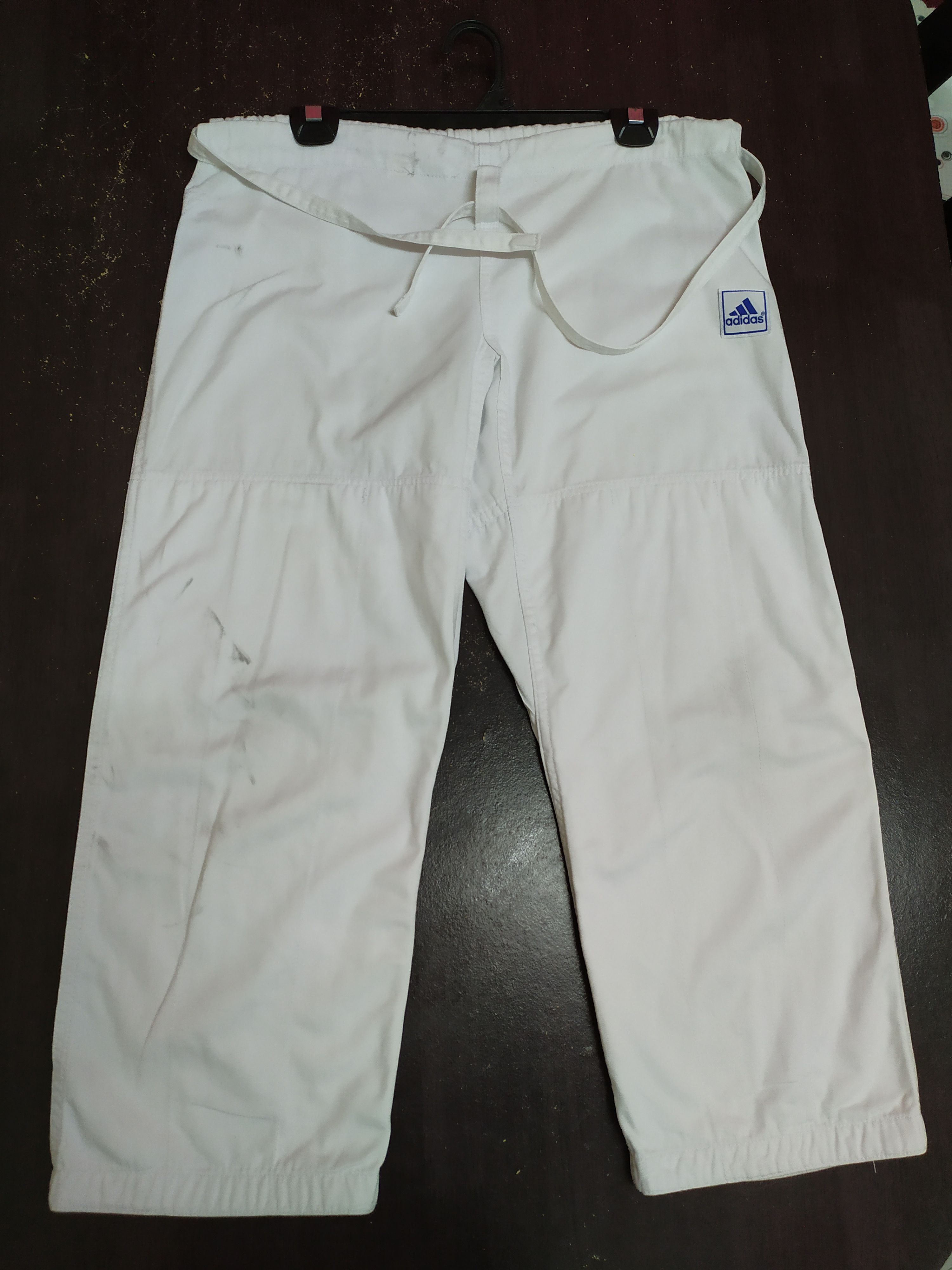 Adidas Adidas Cropped drawstring White pants Size US 32 / EU 48 - 1 Thumbnail