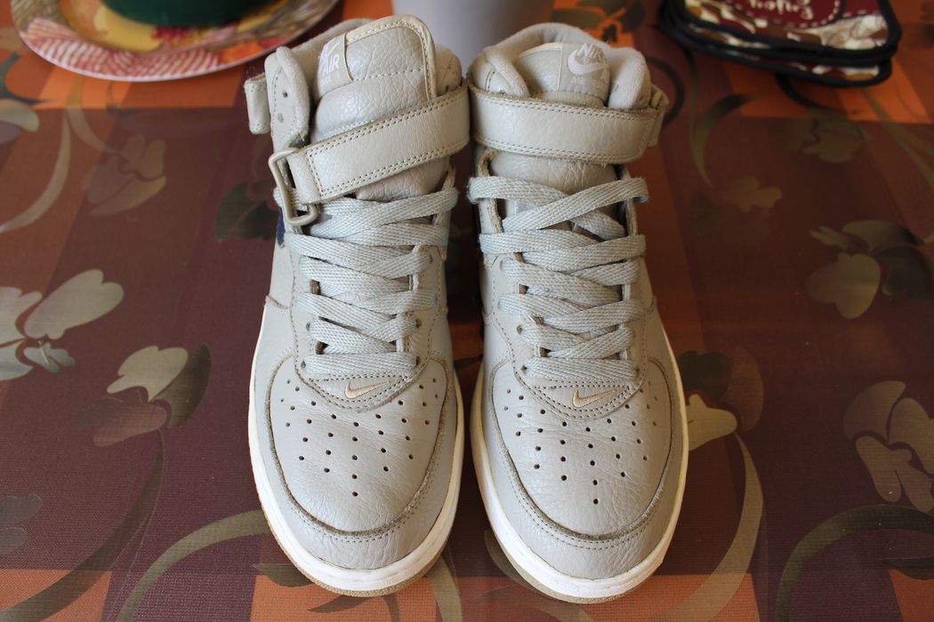 air force 1 mid NYC (2002) (sz 9.5) - heeldrag