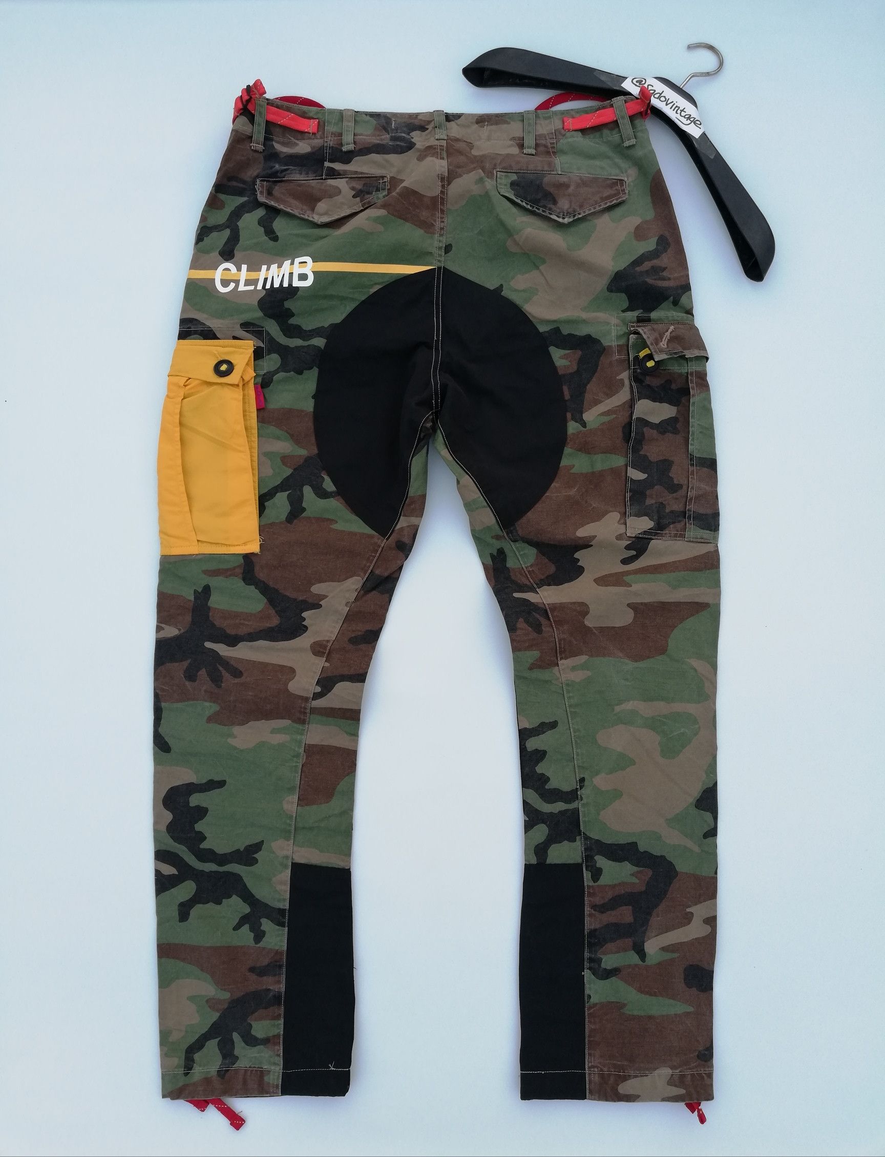 Hi tech camo cargo pant outlet