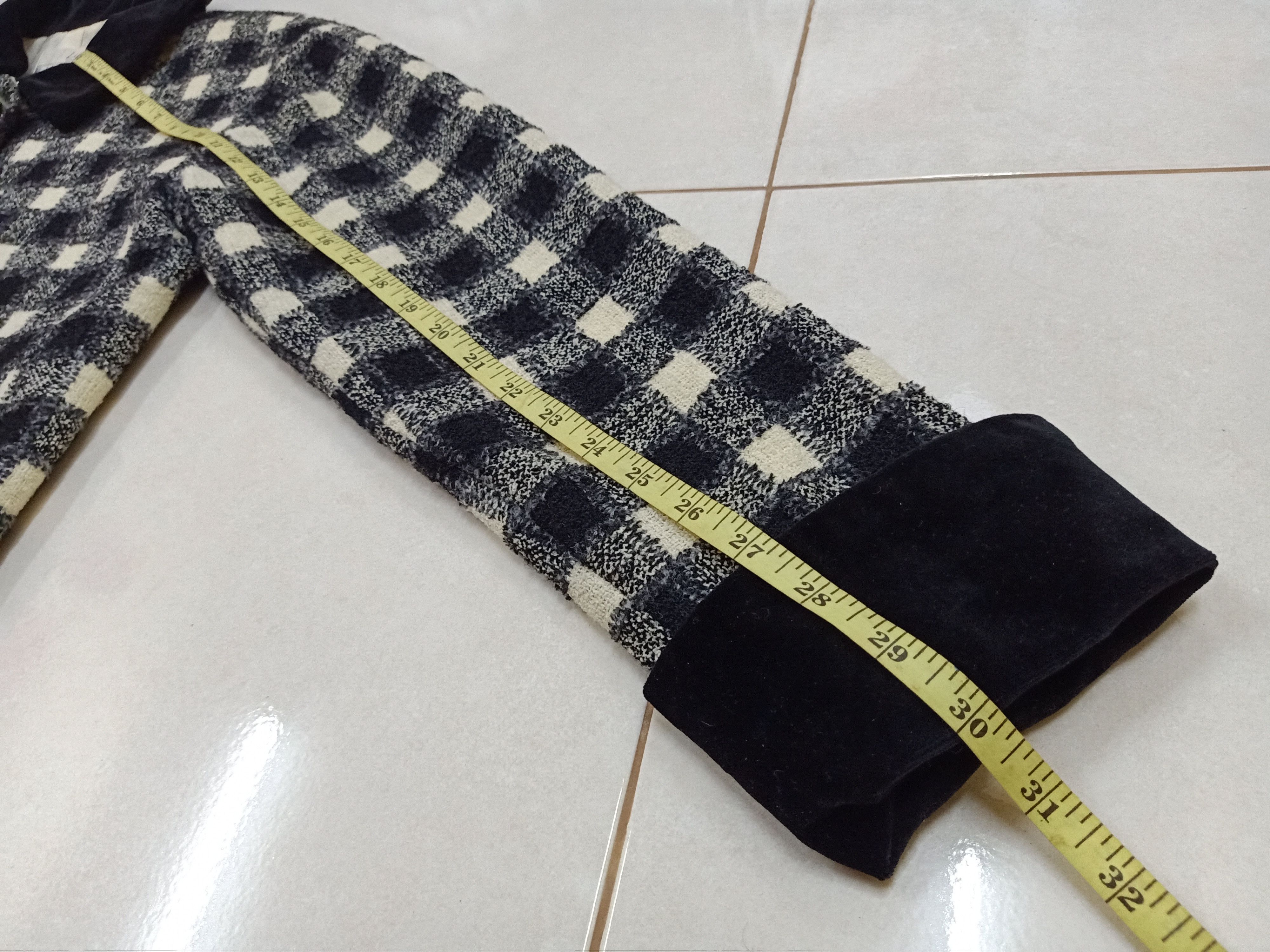 Givenchy Givenchy Black White Tartan Plaid Jacket Blazers Size M / US 6-8 / IT 42-44 - 8 Thumbnail