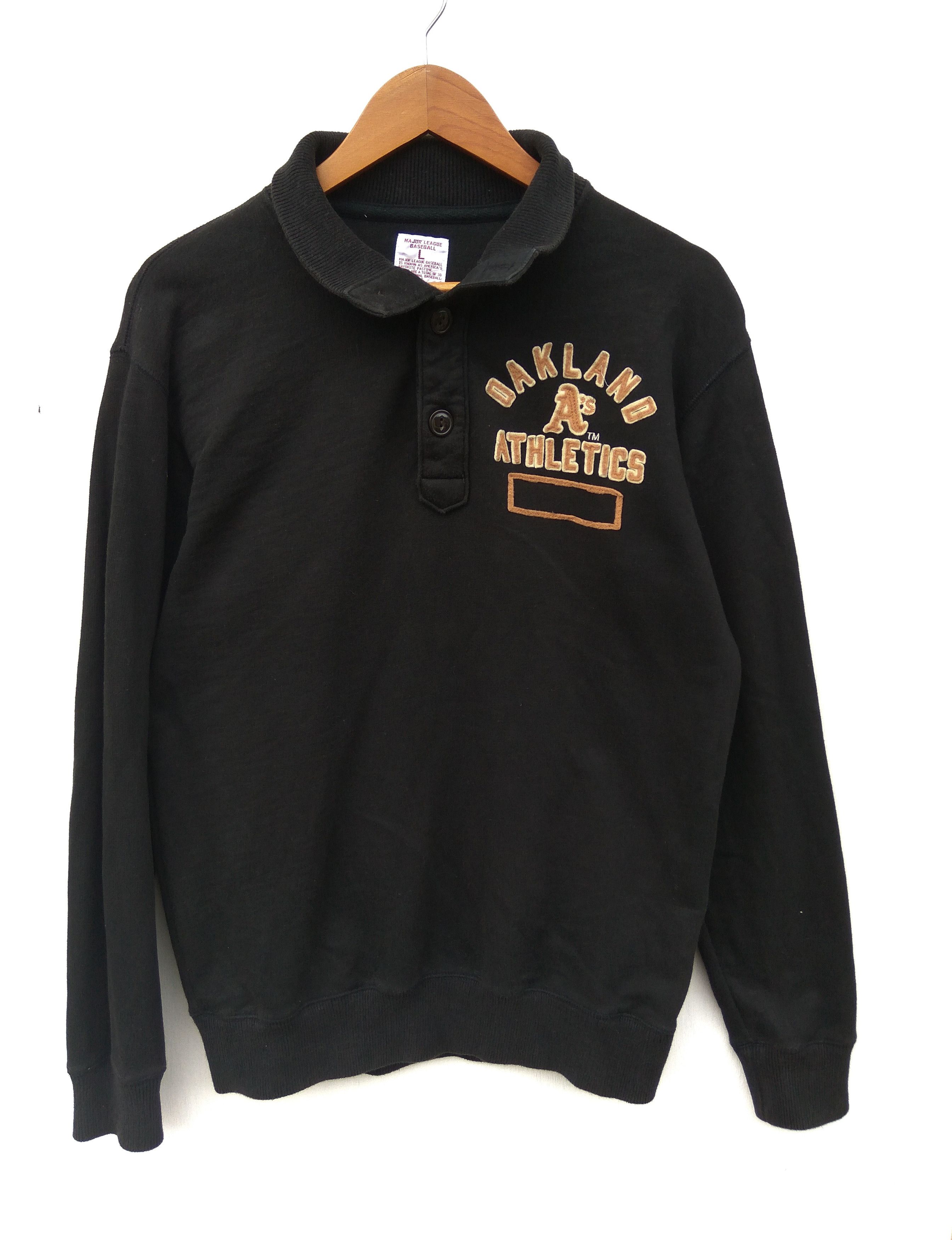 Oakland Major League Baseball half button sweatshirt