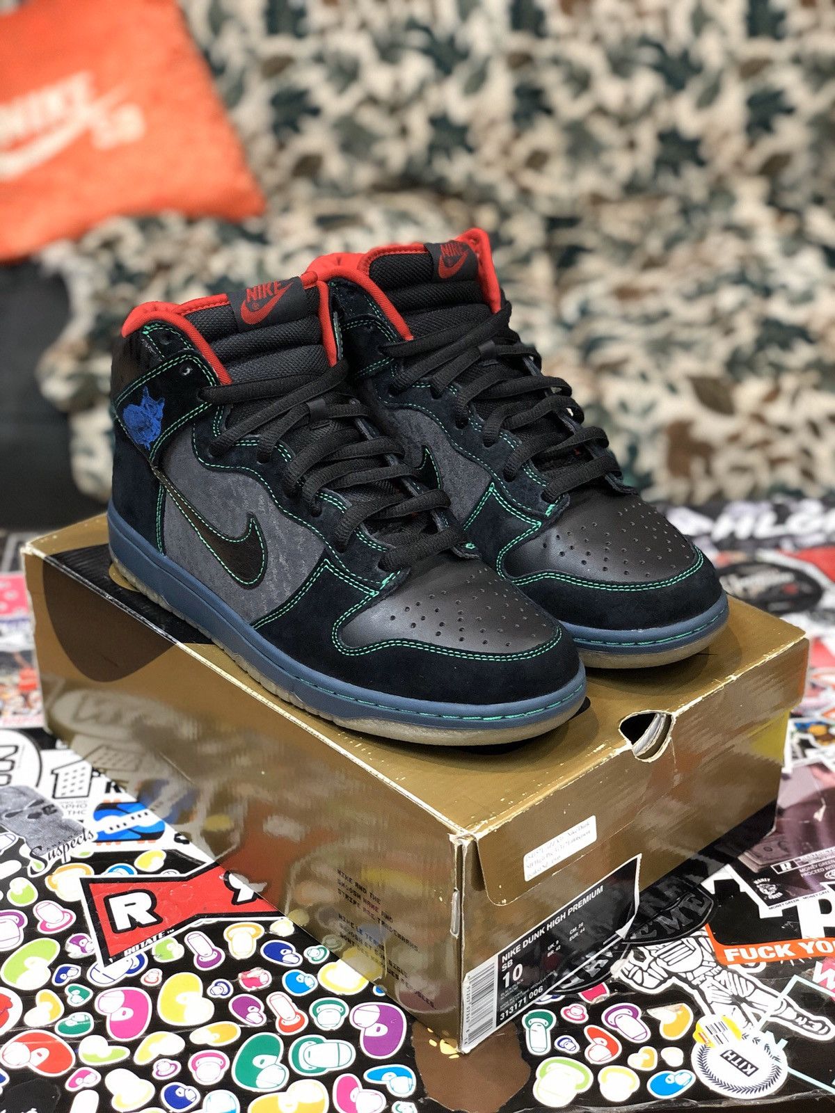 Twin peaks dunks sales