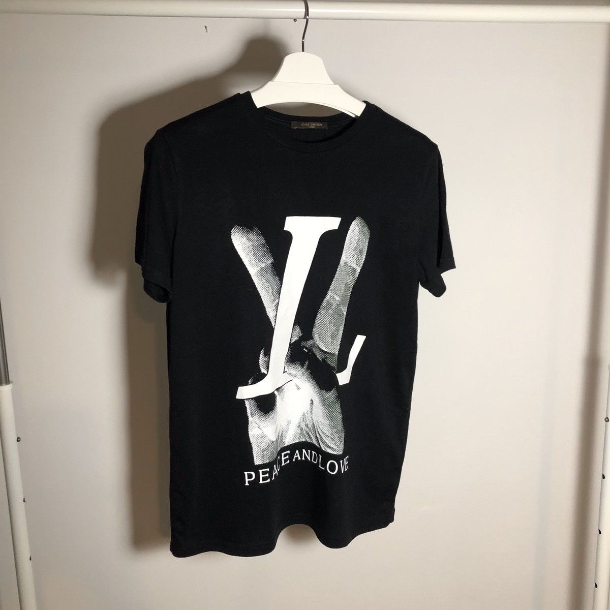 Louis Vuitton × Virgil Abloh Louis Vuitton Black Kim Jones Peace 