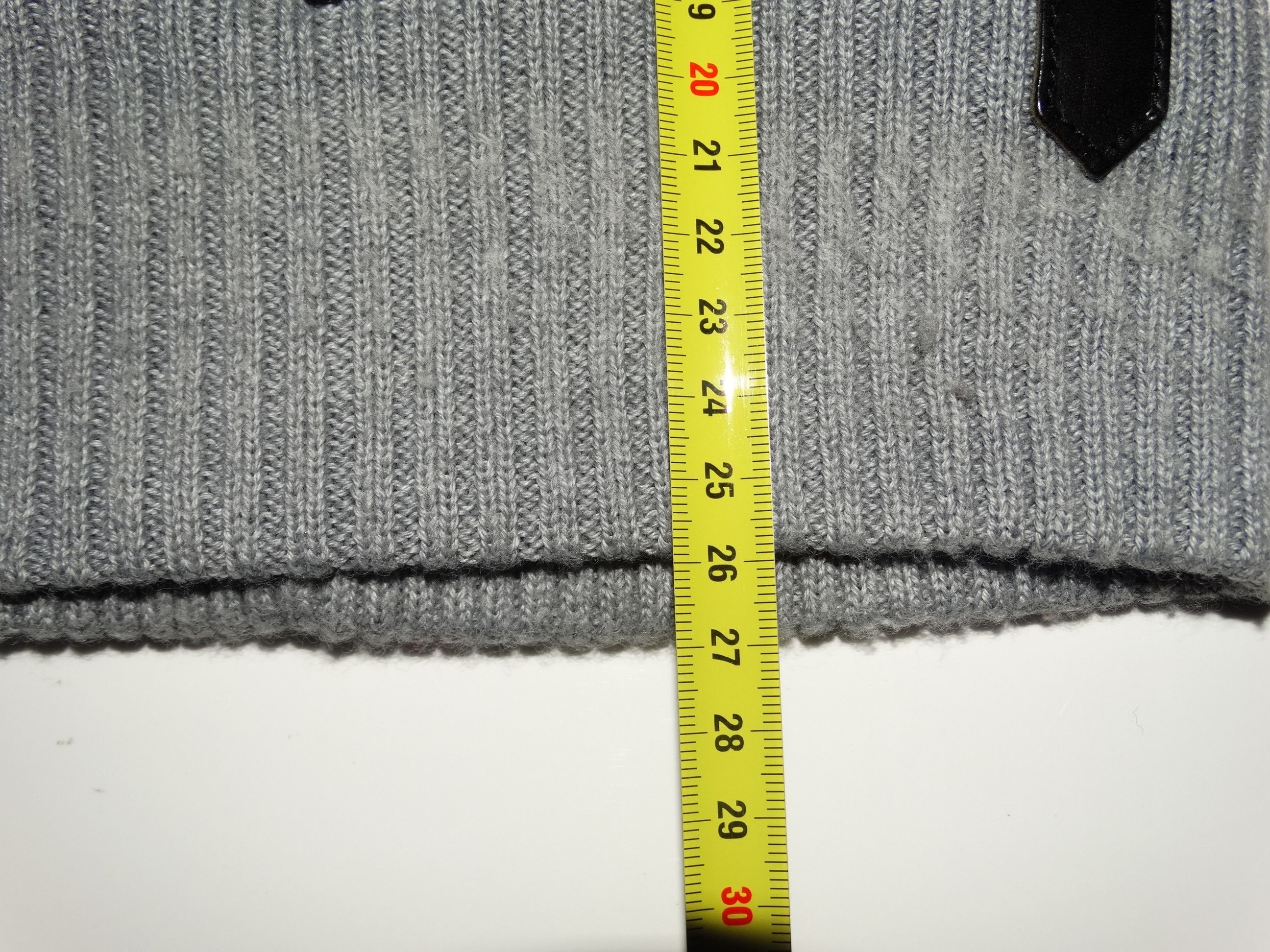 Armani × Emporio Armani × Giorgio Armani Armani Neck Warmer Scarf Muffler Size ONE SIZE - 5 Thumbnail