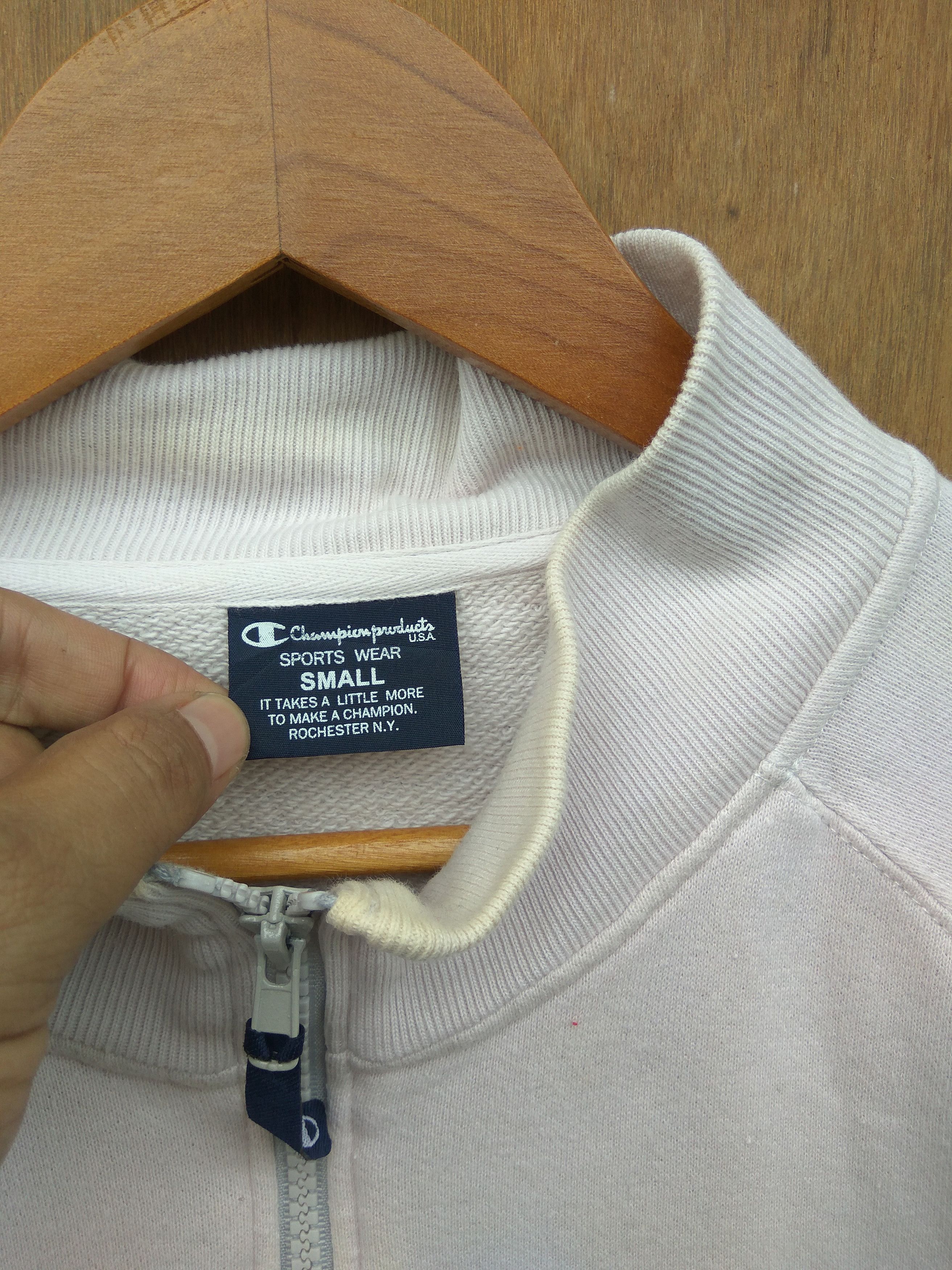 Champion Vintage Champion sweater zipper small logo Size US M / EU 48-50 / 2 - 6 Thumbnail