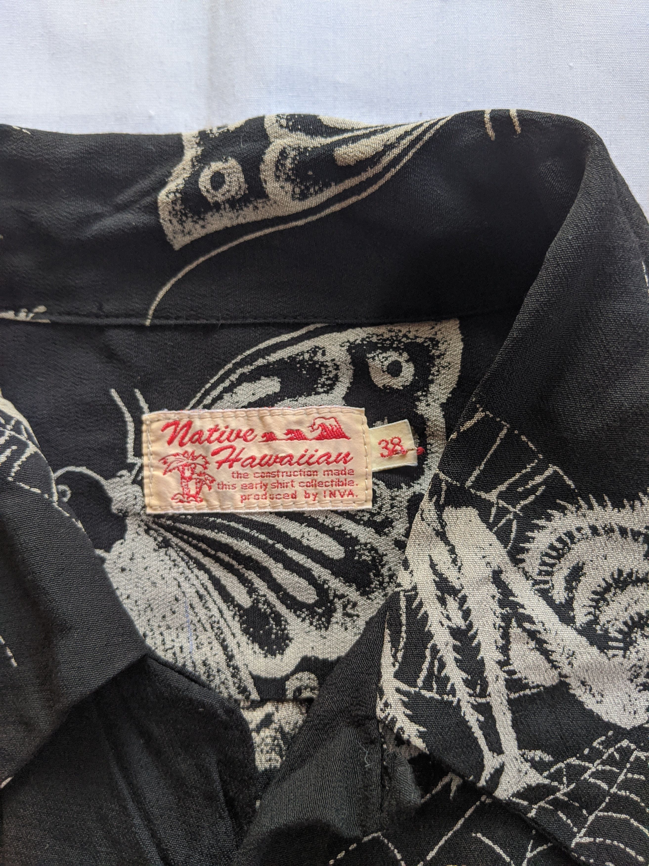Native Native hawaii aloha insect printed 100% rayon Size US S / EU 44-46 / 1 - 3 Thumbnail