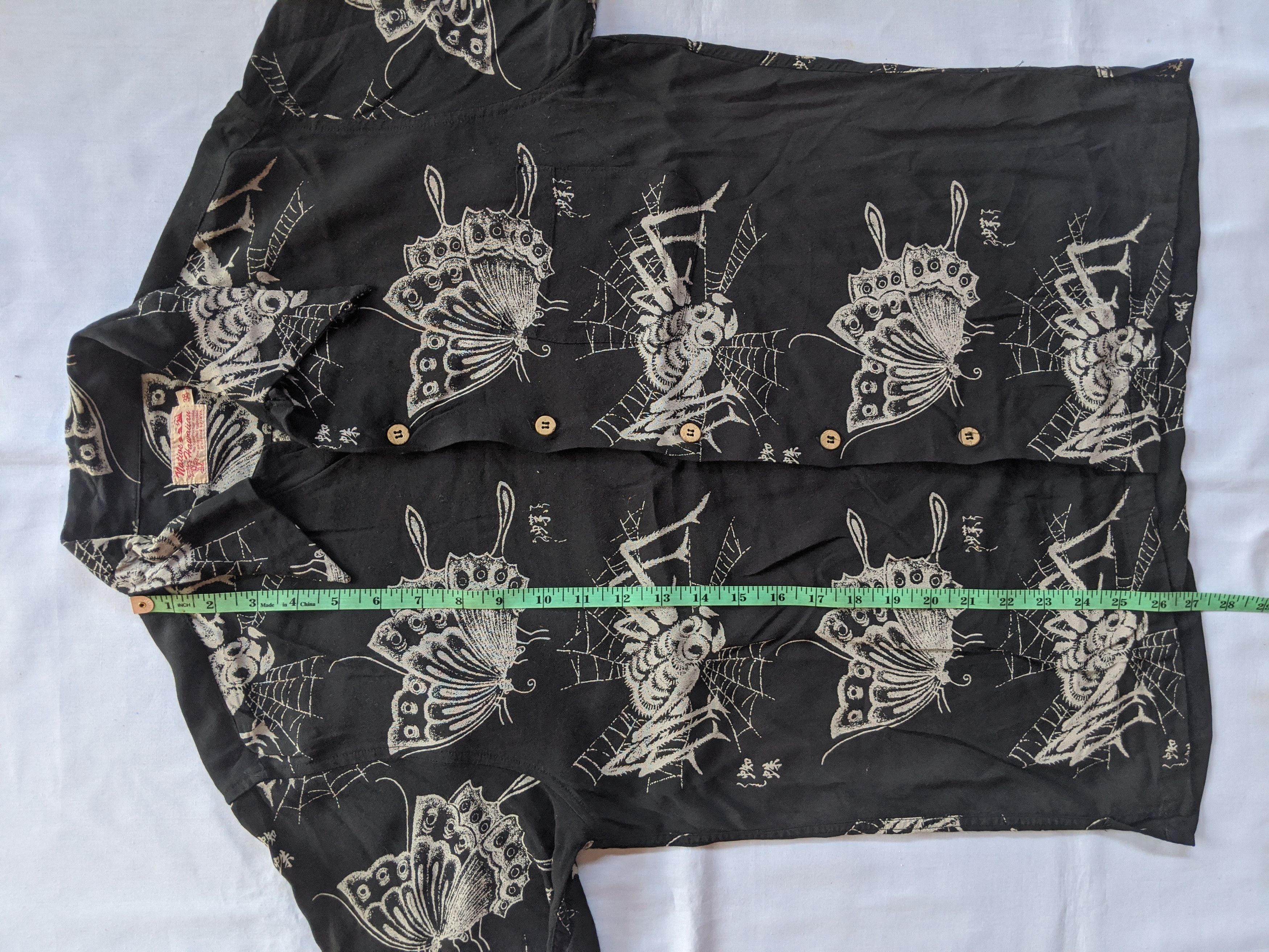 Native Native hawaii aloha insect printed 100% rayon Size US S / EU 44-46 / 1 - 6 Thumbnail