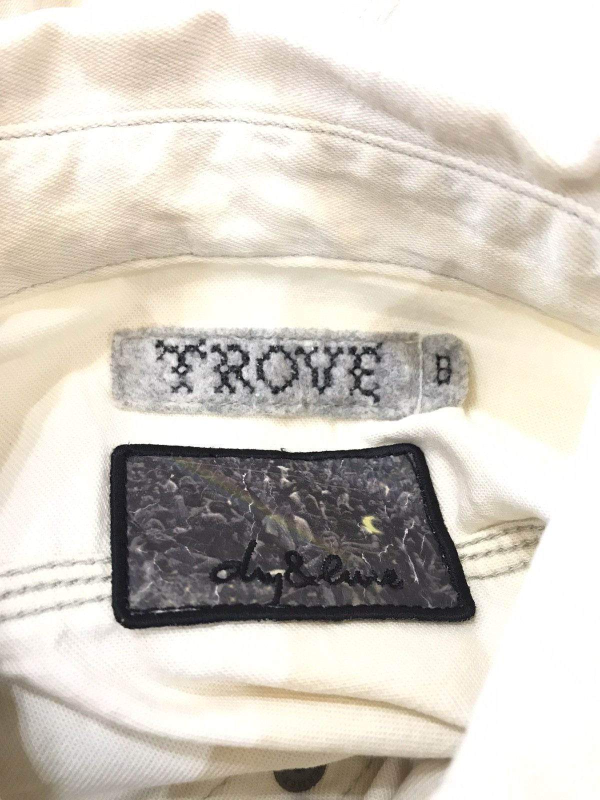 TROVE TROVE BUTTON UP SHIRT SIZE S JAPAN Size US S / EU 44-46 / 1 - 3 Thumbnail
