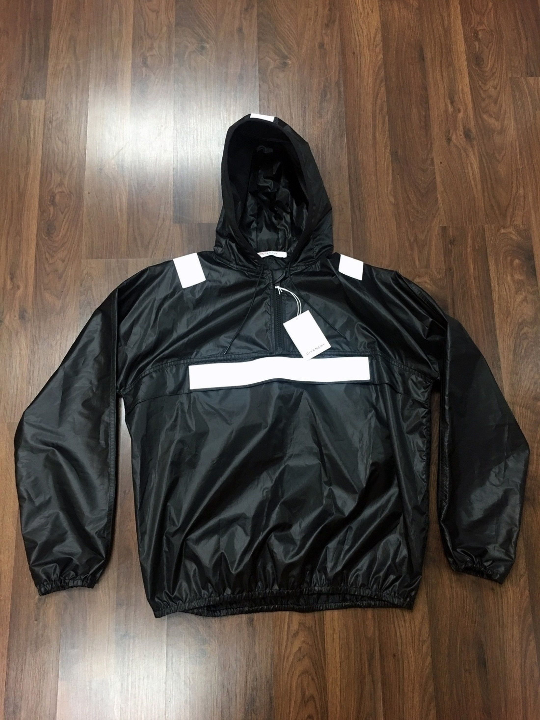 Givenchy Givenchy Poly Windbreaker With Contrast Bands sz 52 Size US L / EU 52-54 / 3 - 2 Thumbnail