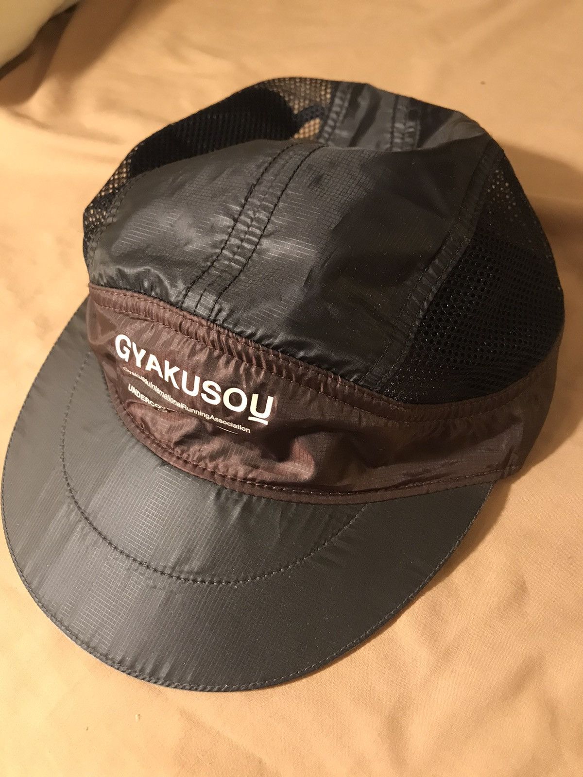 Nike gyakusou tailwind sales cap