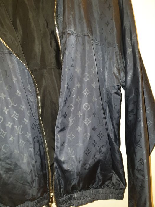 Louis Vuitton Reversible Black Monogram Windbreaker Jacket Size 46 / Small  