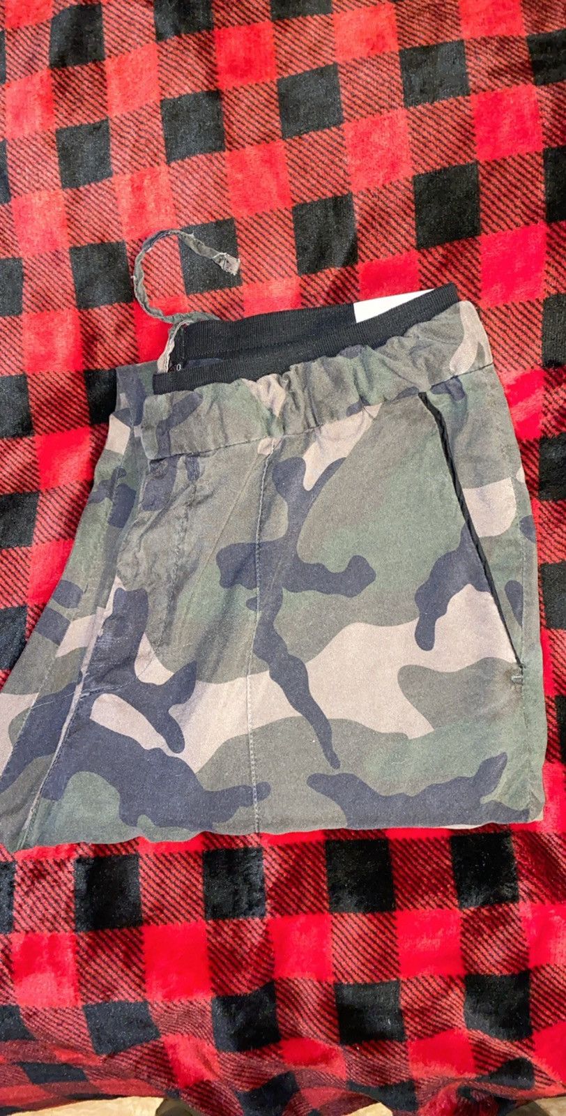 Valentino Valentino Military Green Silk Camo Trousers Size US 32 / EU 48 - 4 Thumbnail