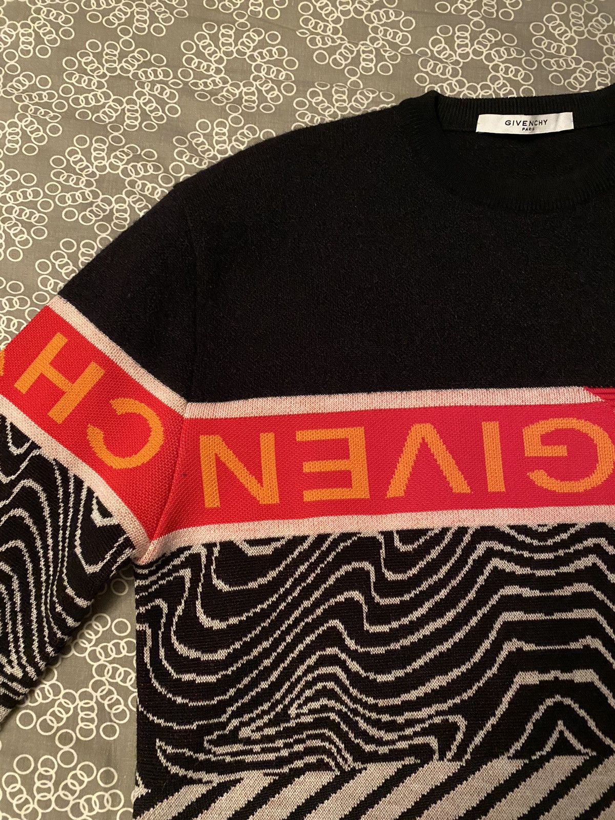 Givenchy Givenchy Wool Sweater Size US S / EU 44-46 / 1 - 2 Thumbnail