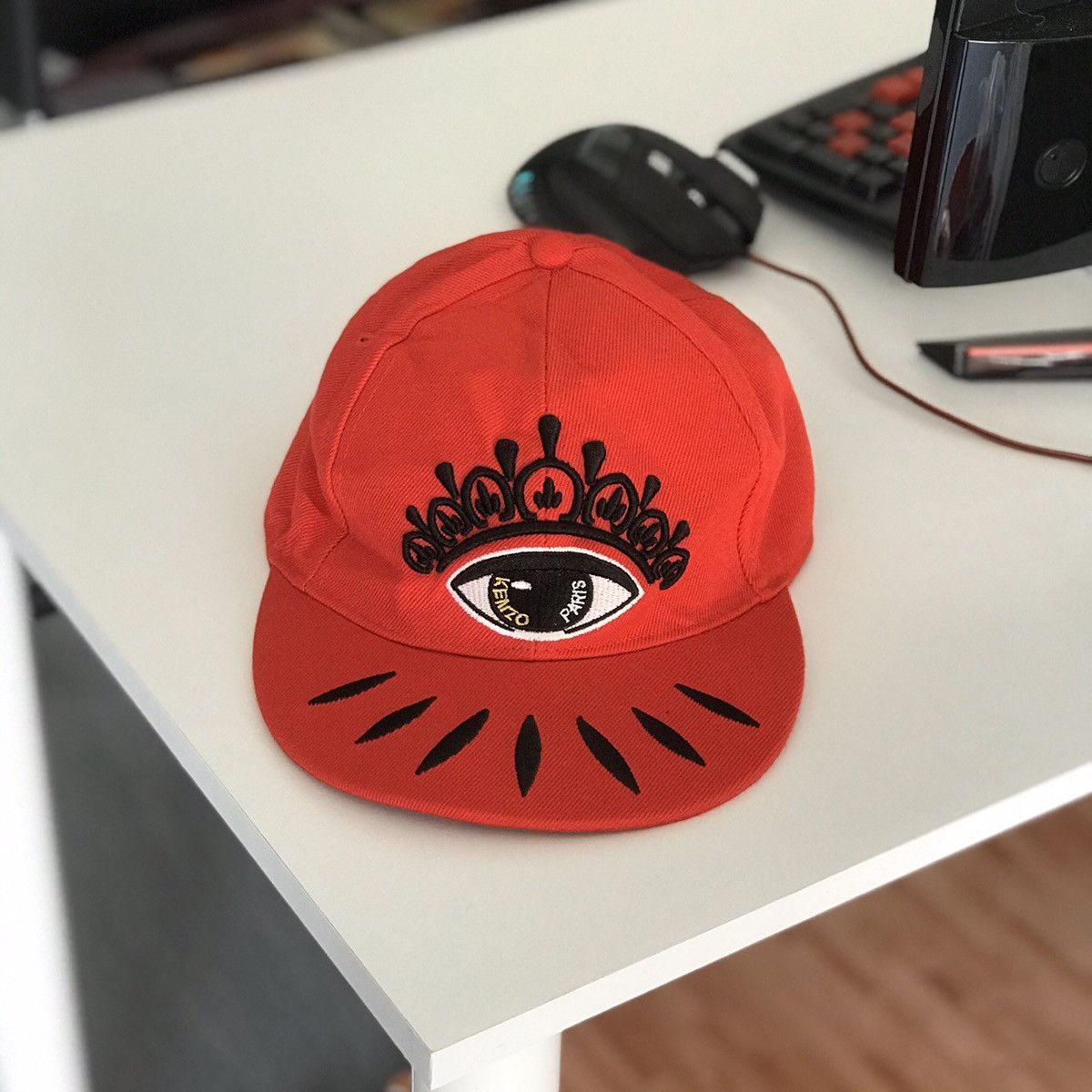 Kenzo eye hat online