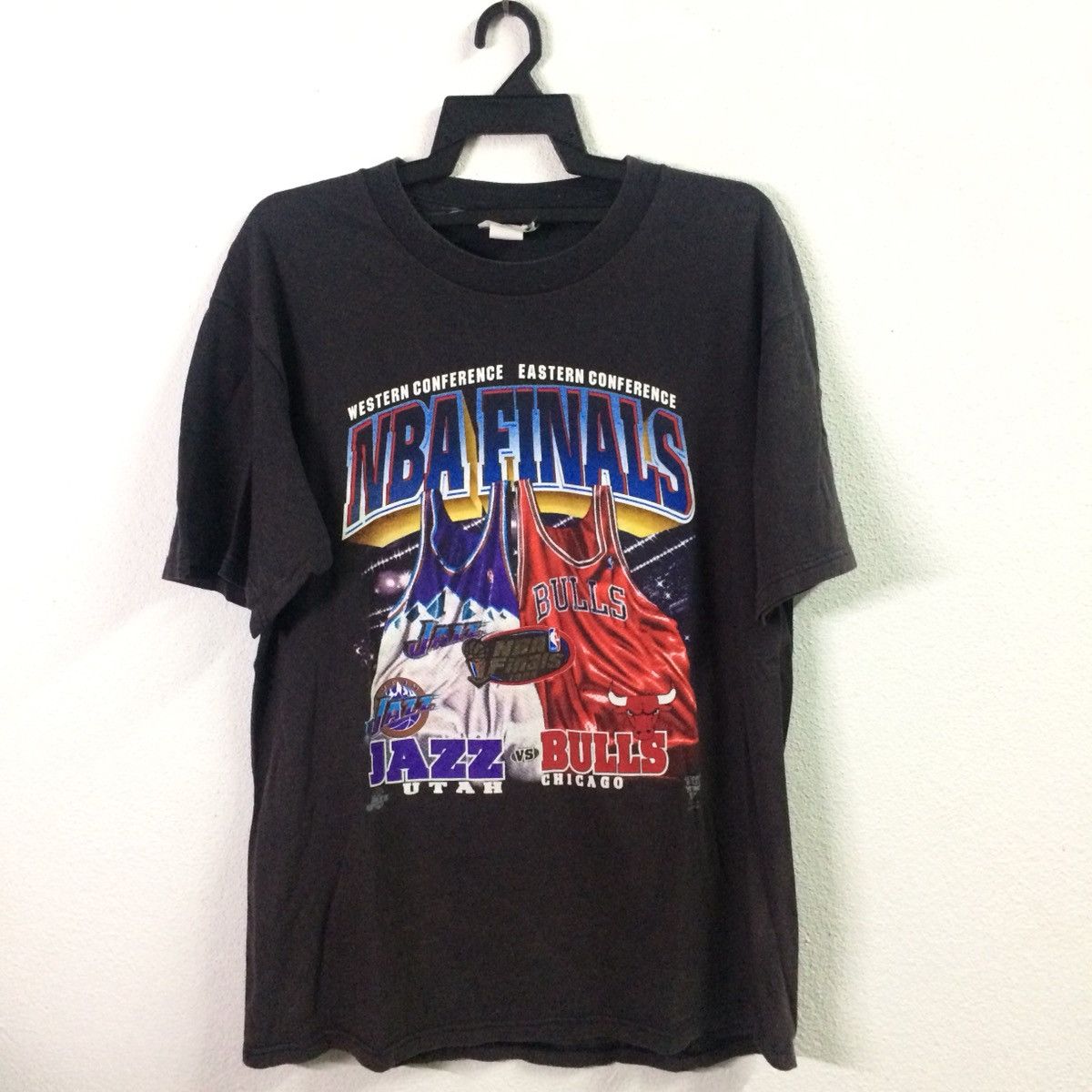 Vintage 1998 Nba Finals Tee Utah Jazz Vs Chicago Bulls Magic