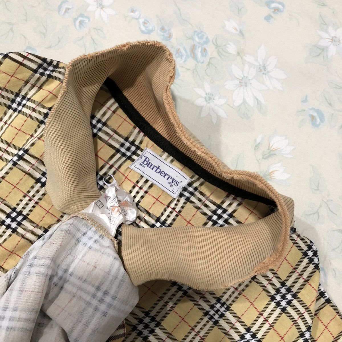 Burberry Very Distressed Burberry Nova Checked Polo Size US L / EU 52-54 / 3 - 5 Thumbnail