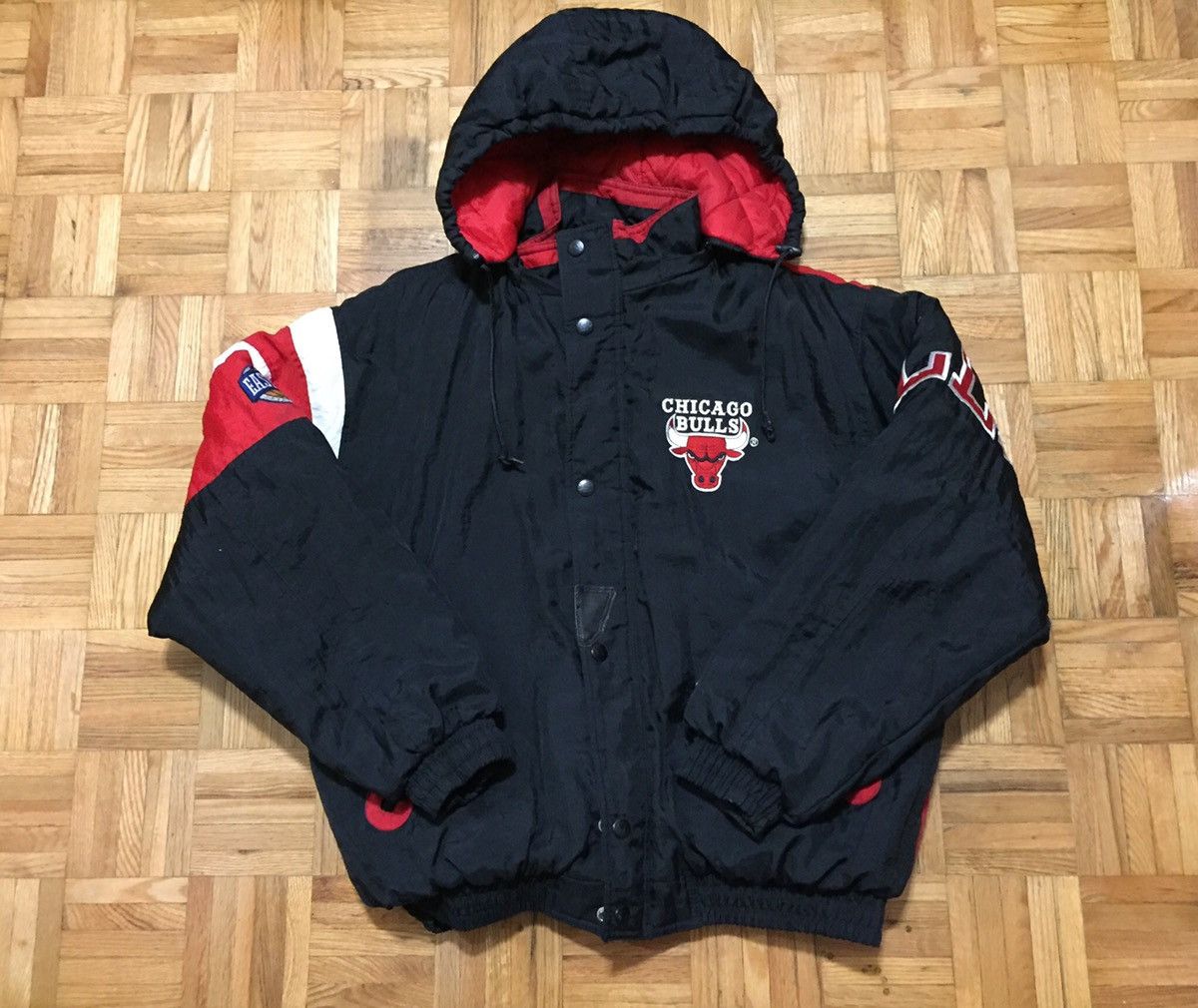 Starter × Vintage Chicago Bulls Starter Size Large Full Zip Jacket Size US L / EU 52-54 / 3 - 1 Thumbnail
