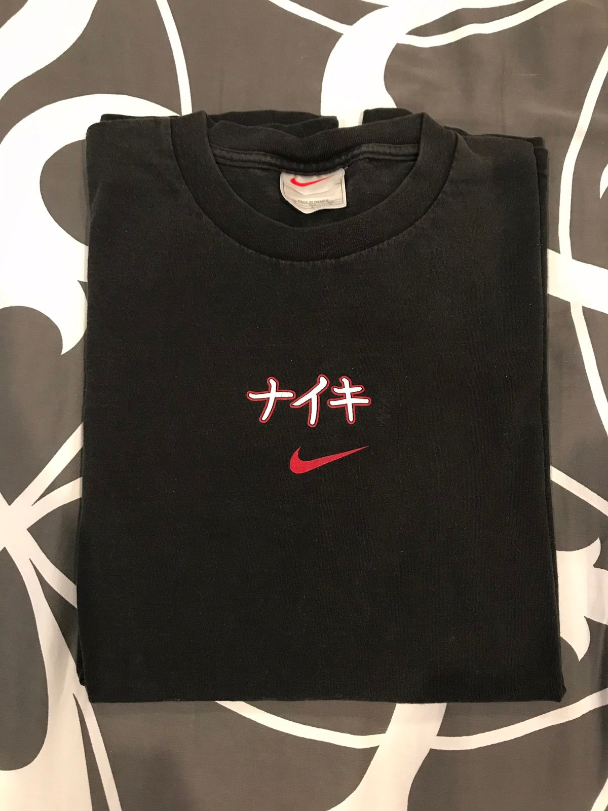 Nike Vintage Nike Japanese letters tee size L Size US L / EU 52-54 / 3 - 1 Preview