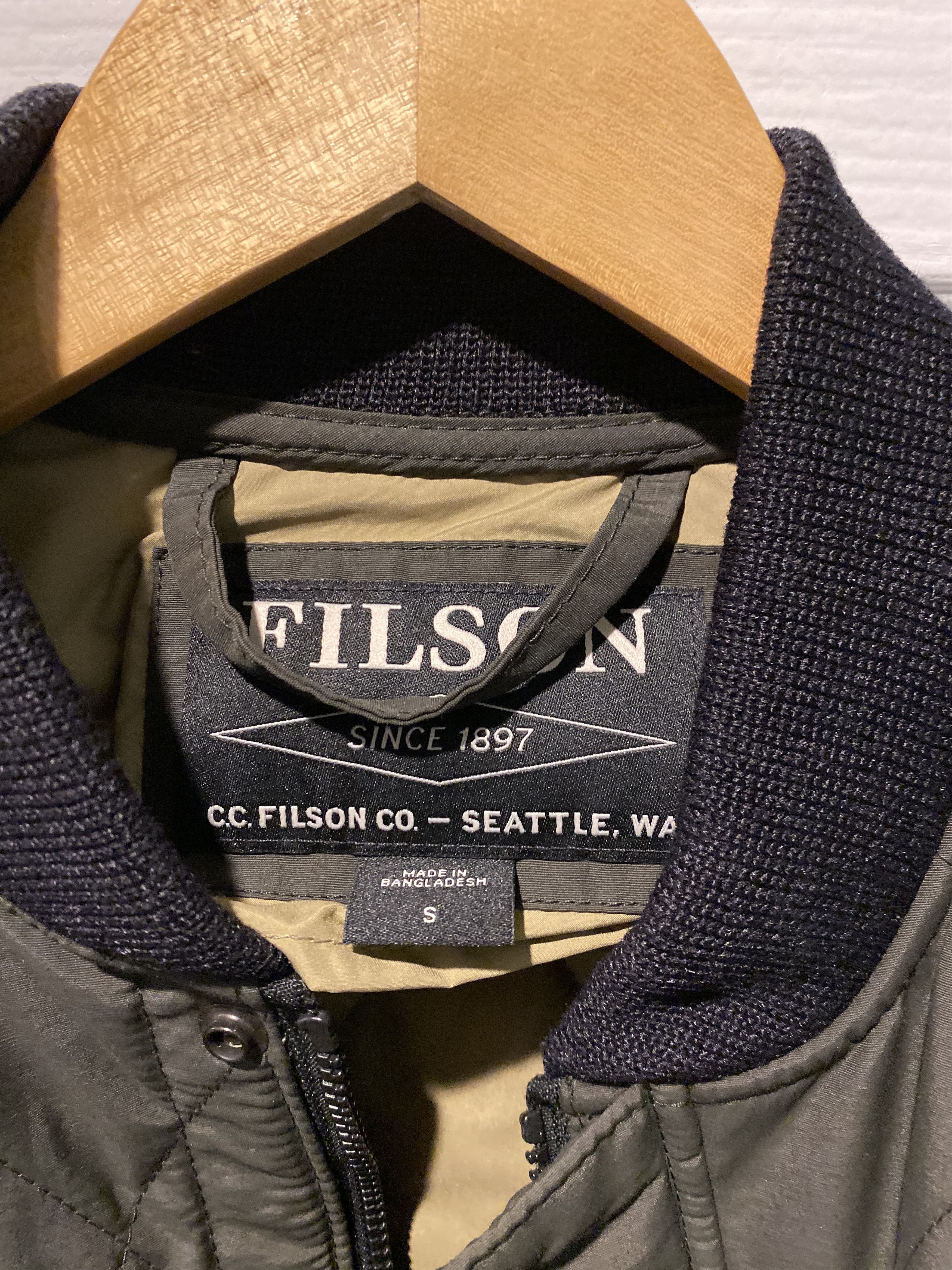Filson Filson Quilted Pack Jacket (Dark Otter Green) | Grailed