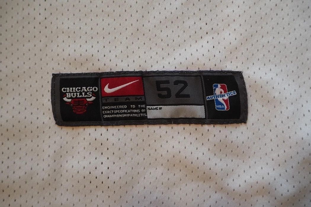 NBA × Nike 1996 Jordan Bulls NBA Finals Size US XL / EU 56 / 4 - 2 Thumbnail