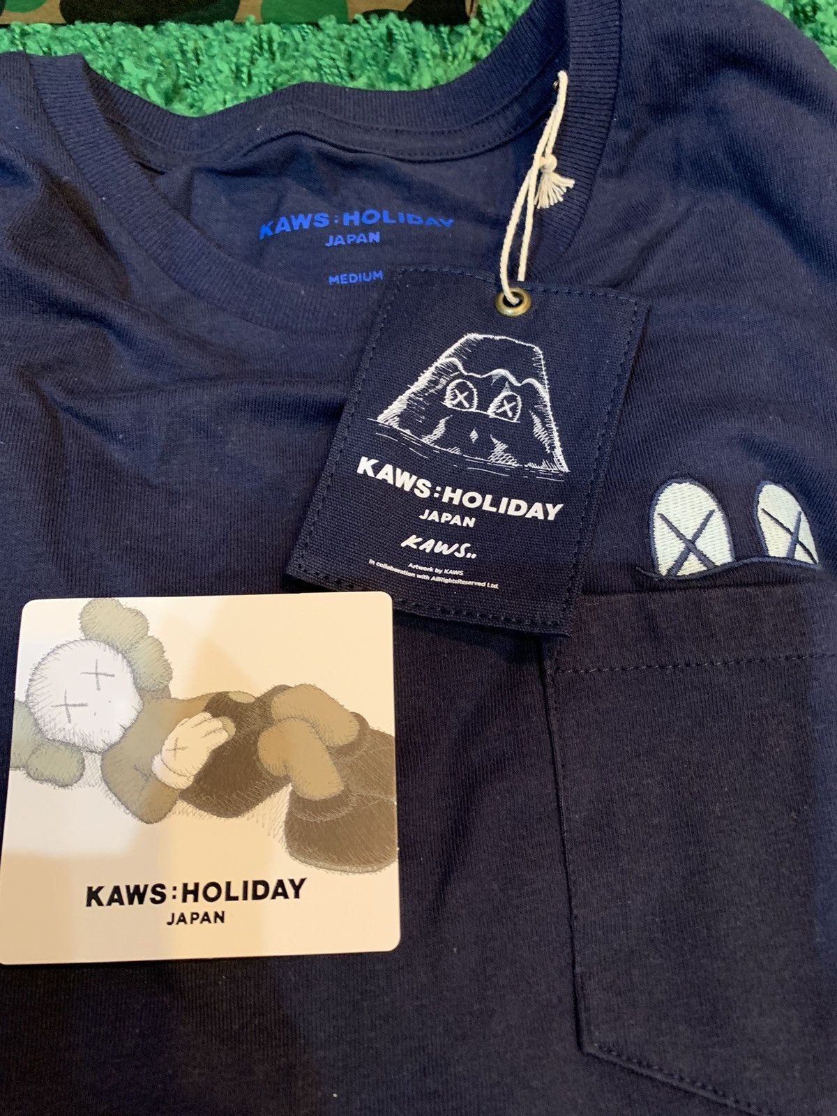 Kaws HOLIDAY JAPAN Tee Size US M / EU 48-50 / 2 - 3 Thumbnail
