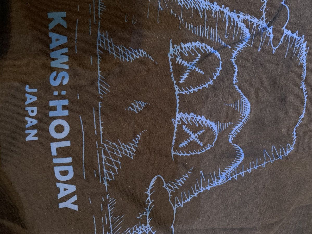 Kaws HOLIDAY JAPAN Tee Size US M / EU 48-50 / 2 - 5 Thumbnail