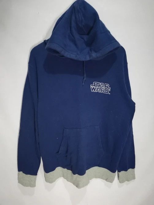 Uniqlo uniqlo x iconic star wars character Chewbacca hoodie Size US XL / EU 56 / 4 - 2 Thumbnail