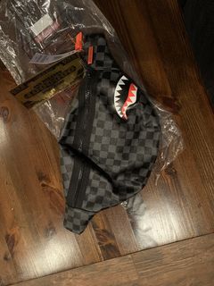 Sprayground Sharks in Paris Black for Sale in Coral Gables, FL