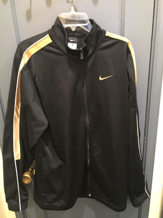 black and gold nike tracksuit
