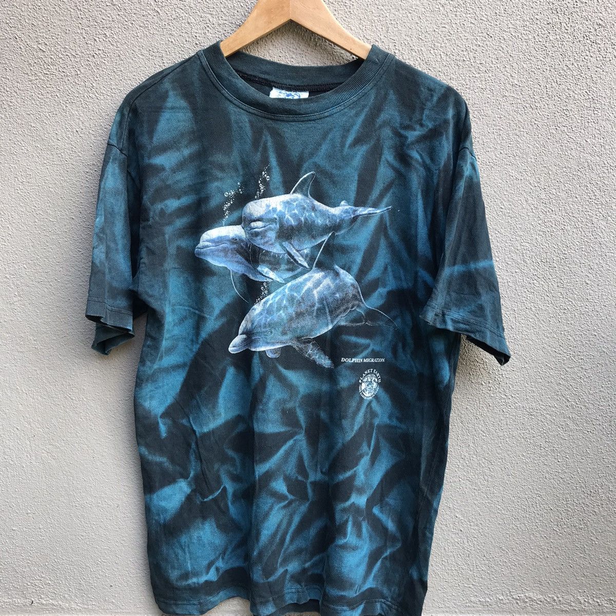 Habitat Vintage DOLPHINS habitat tee all over print tie dye tee Size US M / EU 48-50 / 2 - 2 Thumbnail
