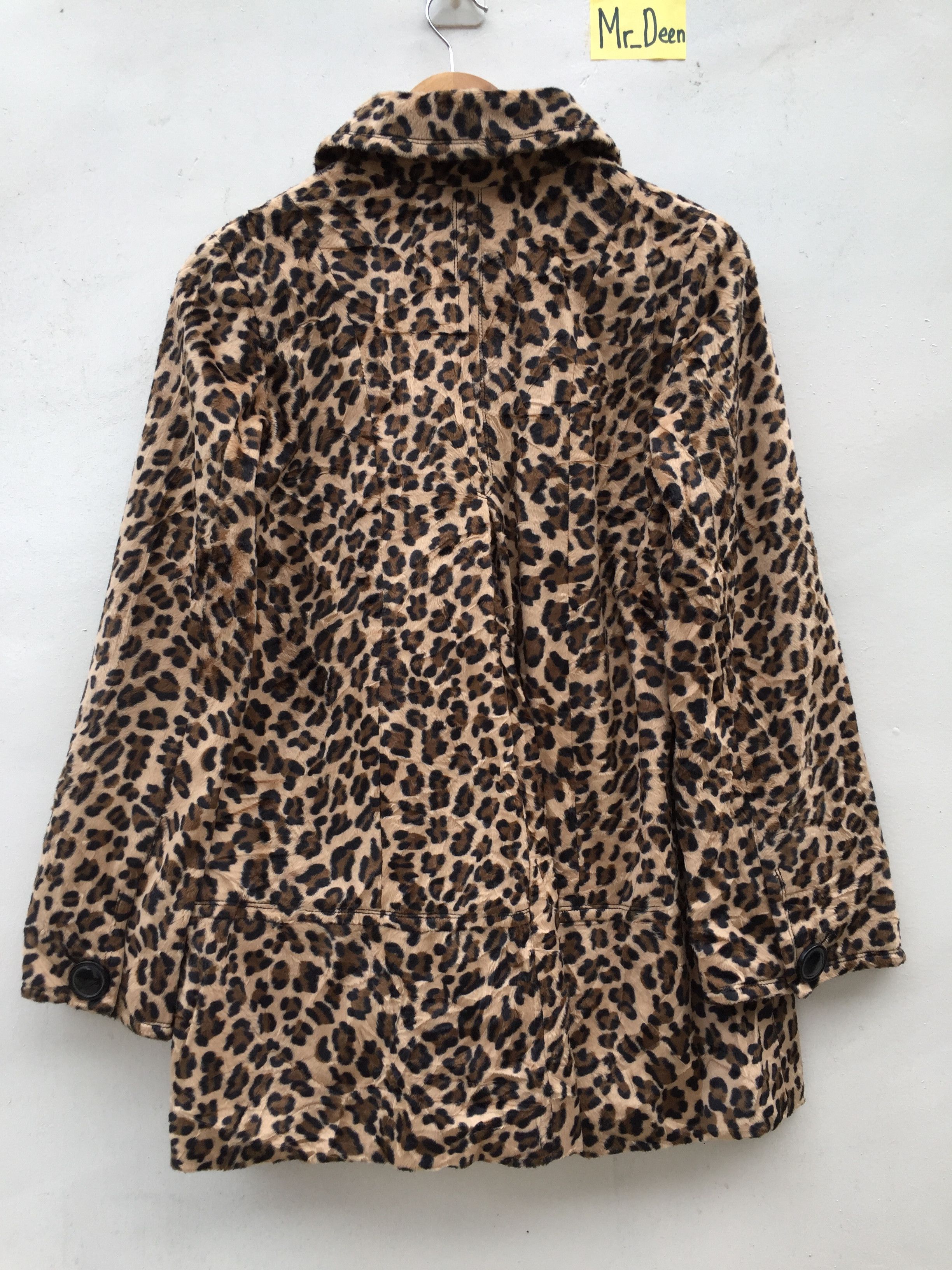 Japanese Brand Vintage Leopard button ups jacket Nice Design Size US S / EU 44-46 / 1 - 8 Thumbnail