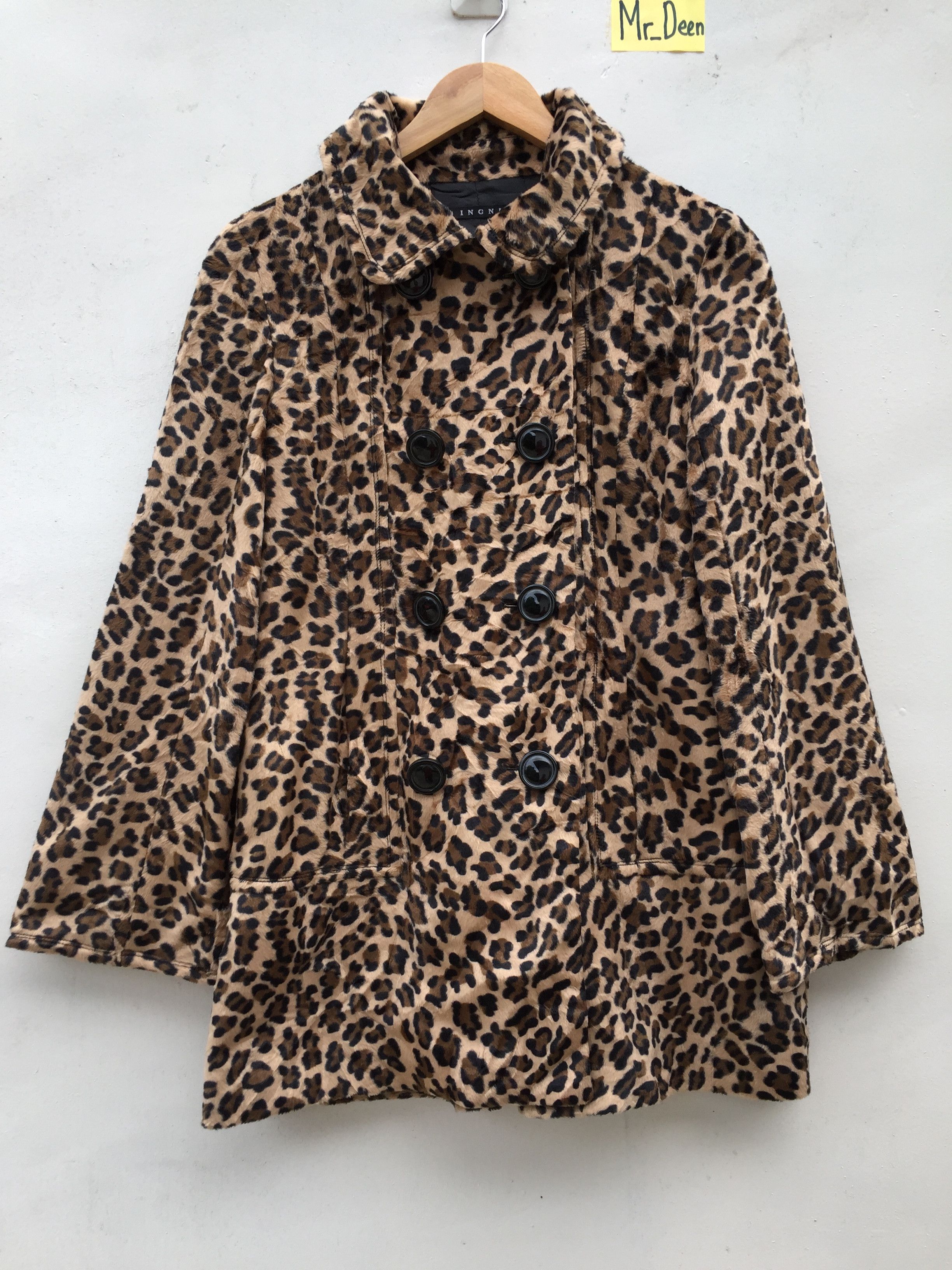 Japanese Brand Vintage Leopard button ups jacket Nice Design Size US S / EU 44-46 / 1 - 1 Thumbnail