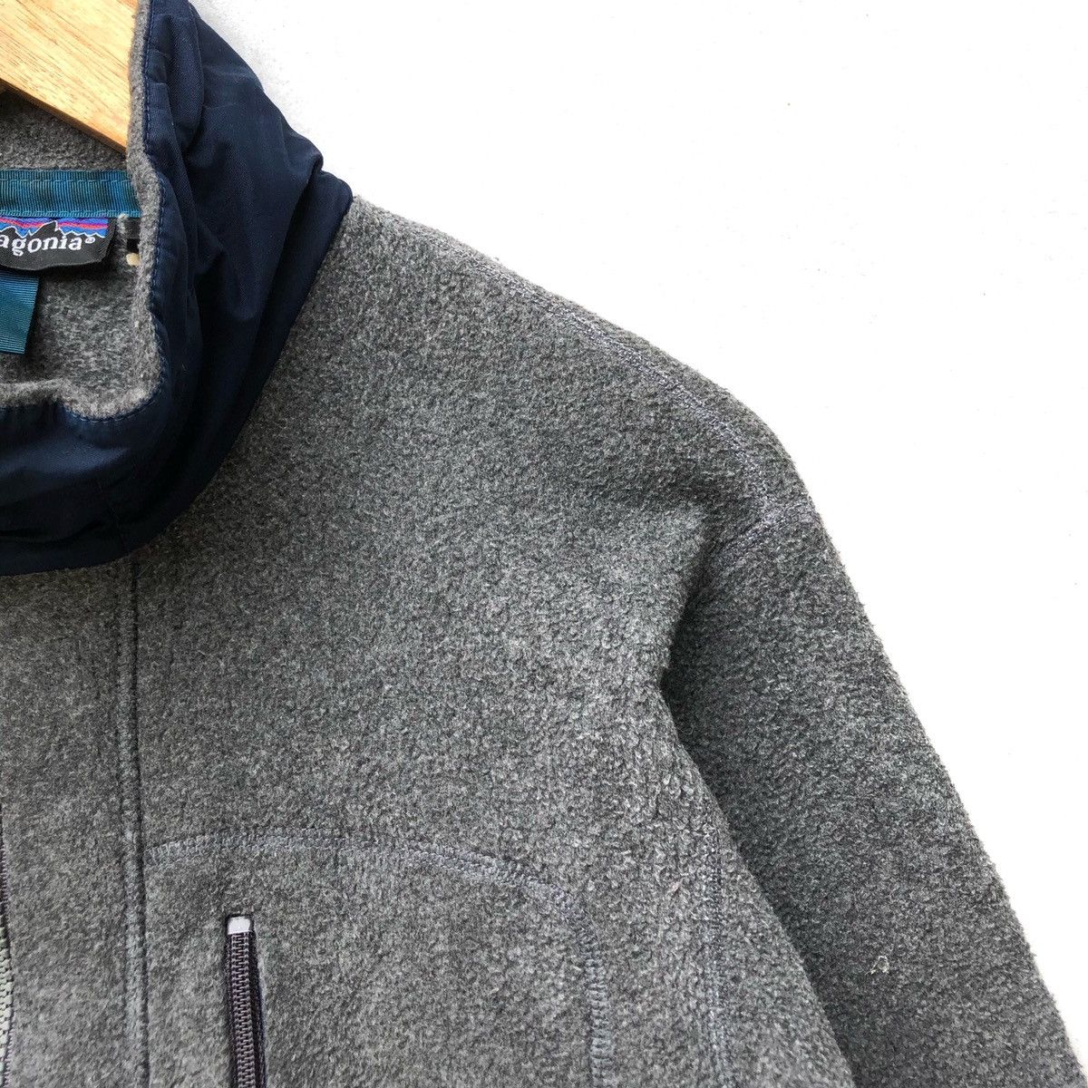 Patagonia × Vintage Vintage Patagonia Outdoor Brand Fleece Jacket Size US M / EU 48-50 / 2 - 2 Thumbnail