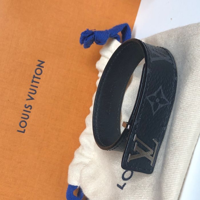 Louis Vuitton LV Slim Bracelet Monogram Black ONE SIZE for Sale