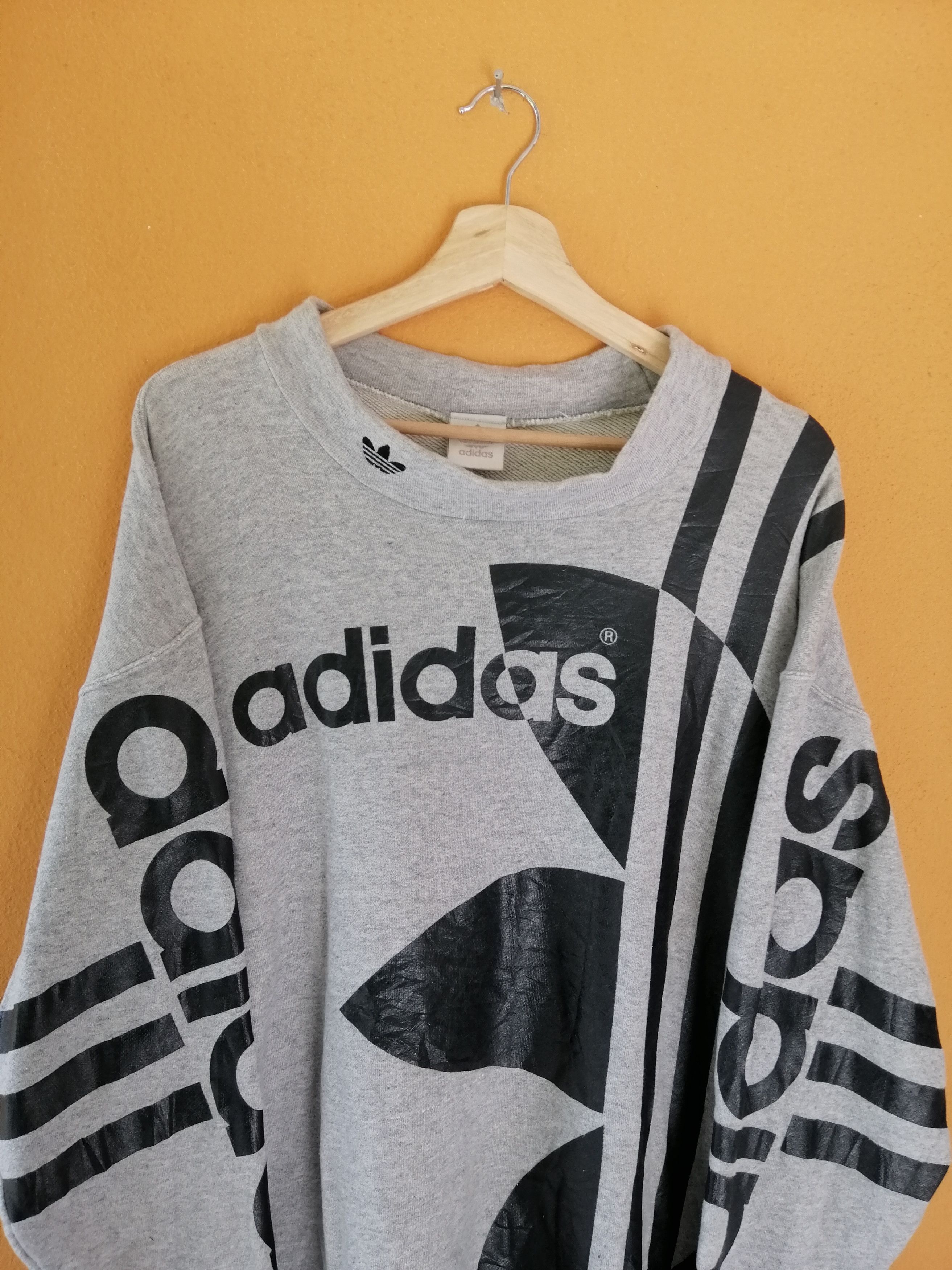 Adidas VINTAGE ADIDAS TREFOIL BIG LOGO FULLPRINT SWEATSHIRTS B22 Size US L / EU 52-54 / 3 - 3 Thumbnail