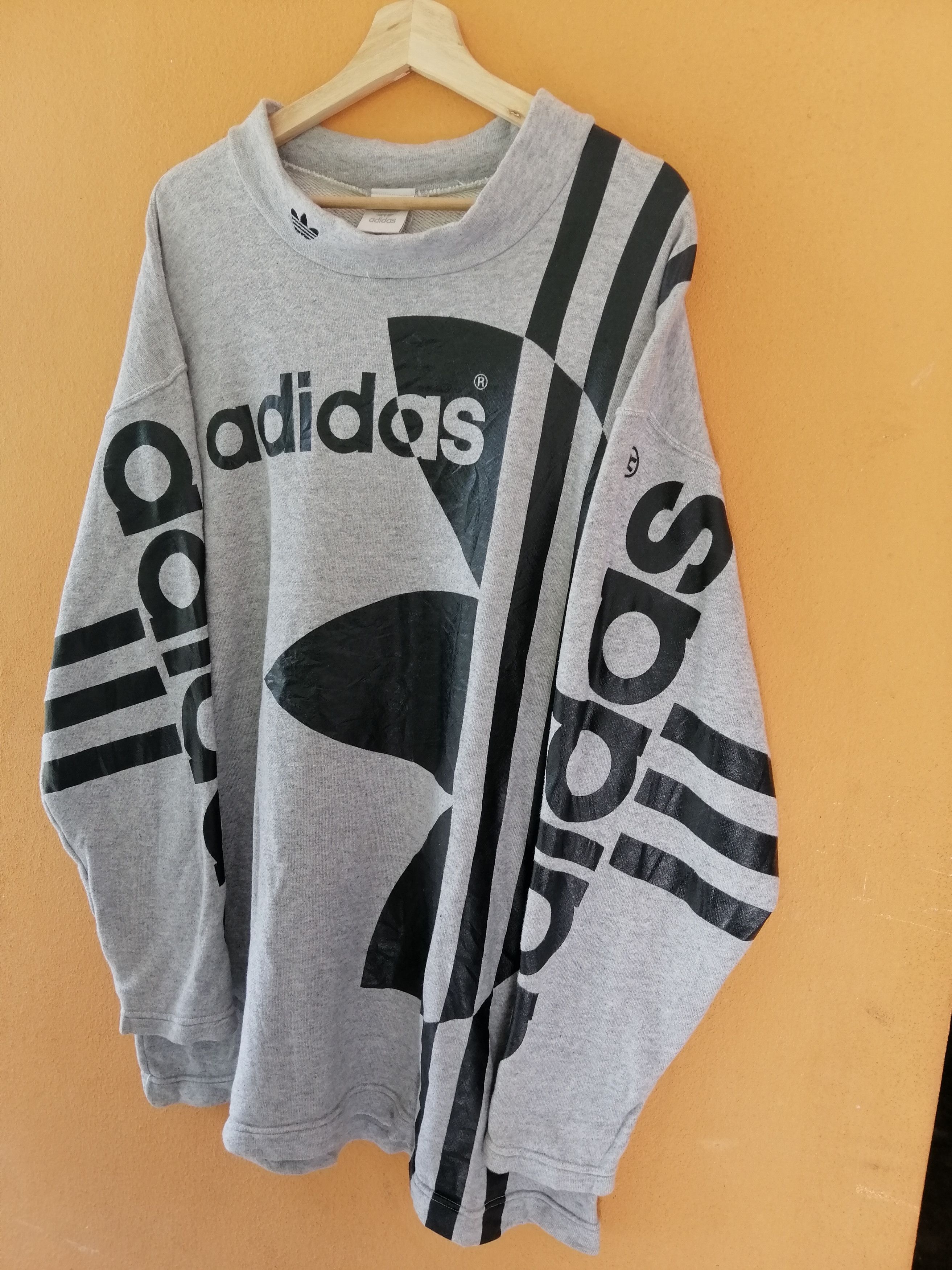 Adidas VINTAGE ADIDAS TREFOIL BIG LOGO FULLPRINT SWEATSHIRTS B22 Size US L / EU 52-54 / 3 - 4 Thumbnail