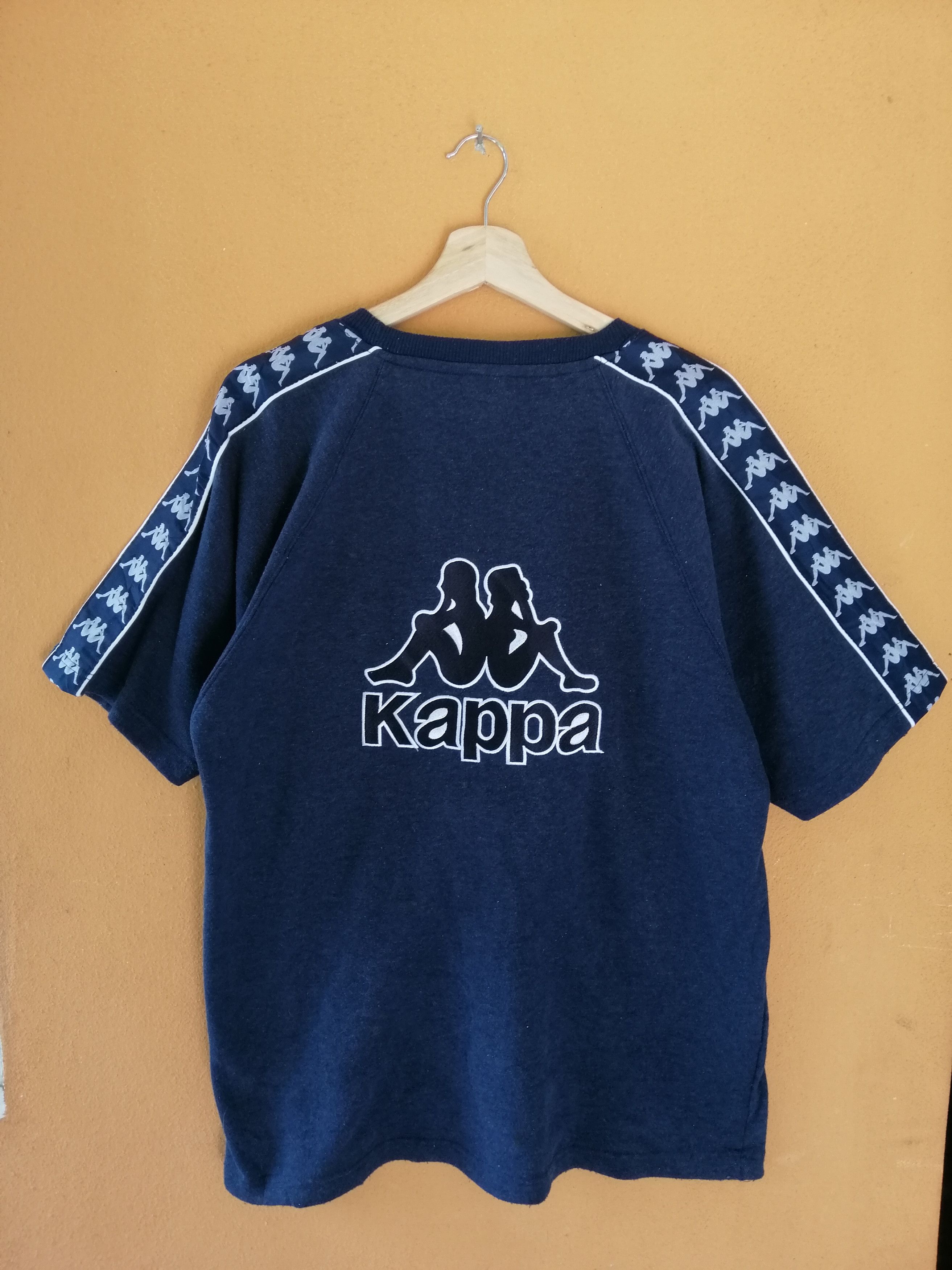 Kappa Vintage 90s KAPPA Big Logo Embroidery Tshirt B22 Size US L / EU 52-54 / 3 - 1 Thumbnail