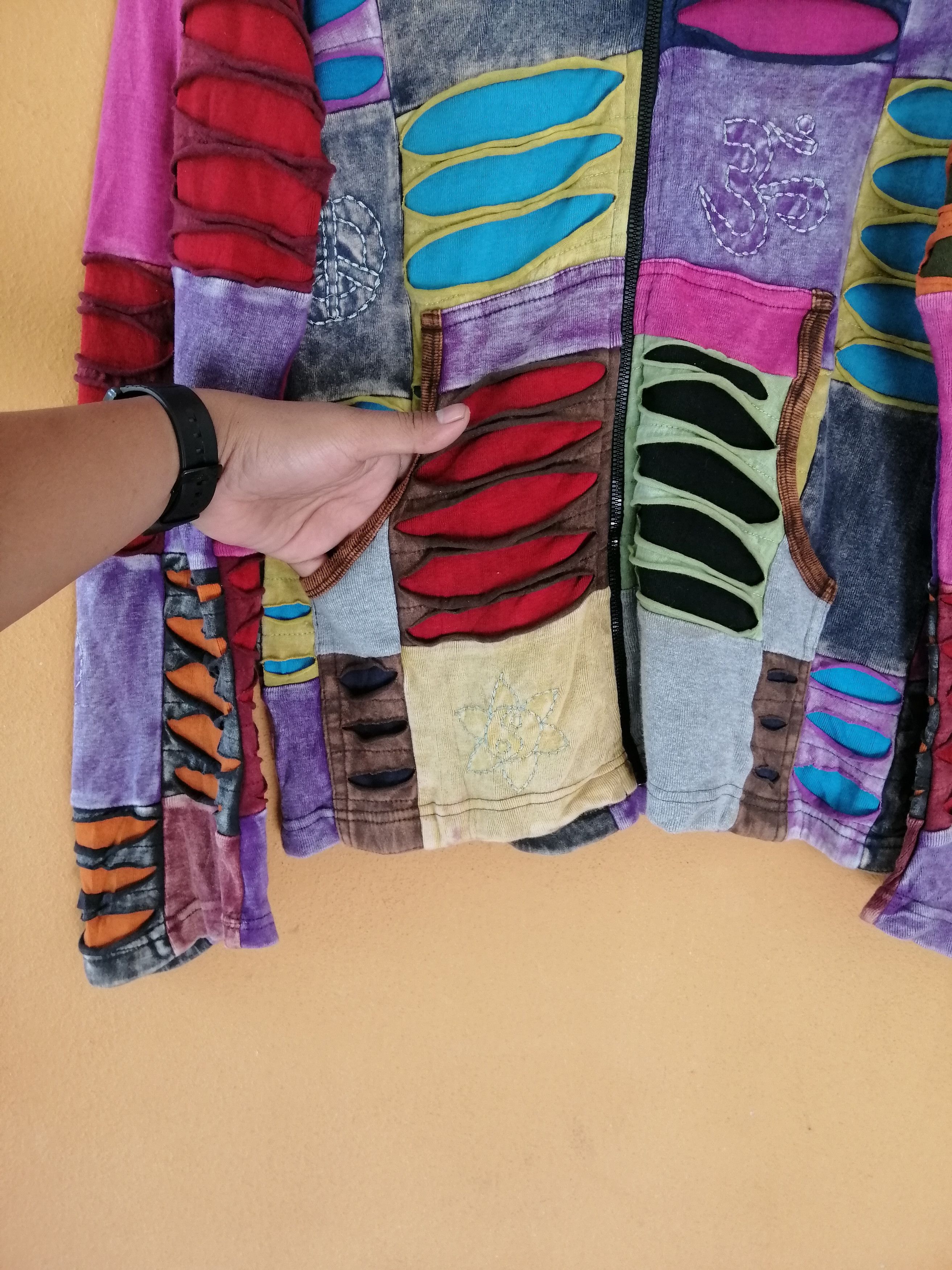 Japanese Brand Vintage Patchwork Hoodie Rare Design 90s Size US S / EU 44-46 / 1 - 5 Thumbnail