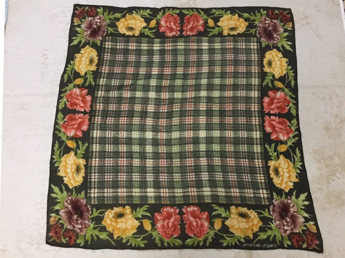 Emanual Ungaro Wool Silk Scarf Shawl Flower print Accessories