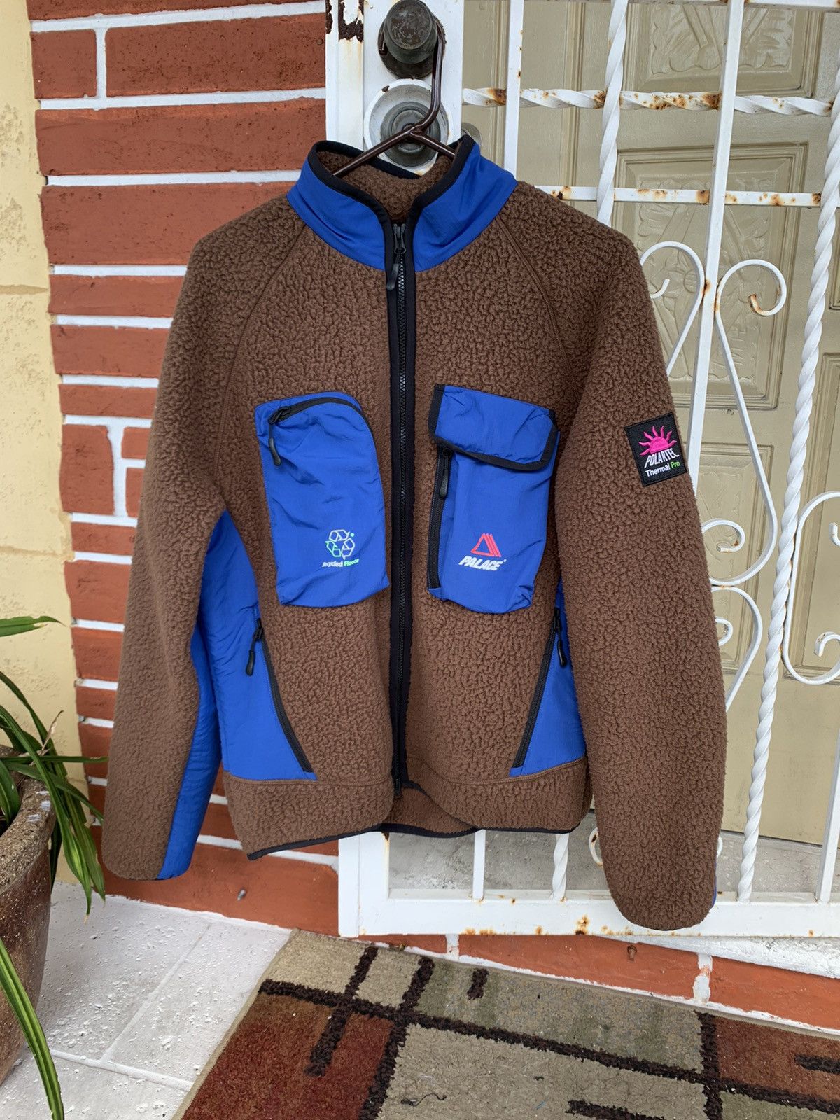 Palace Palace Polartec Go-Go Jacket Brown | Grailed