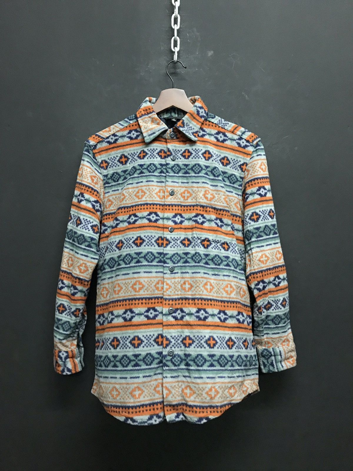Uniqlo Native Design Button Up Long Sleeve Shirt