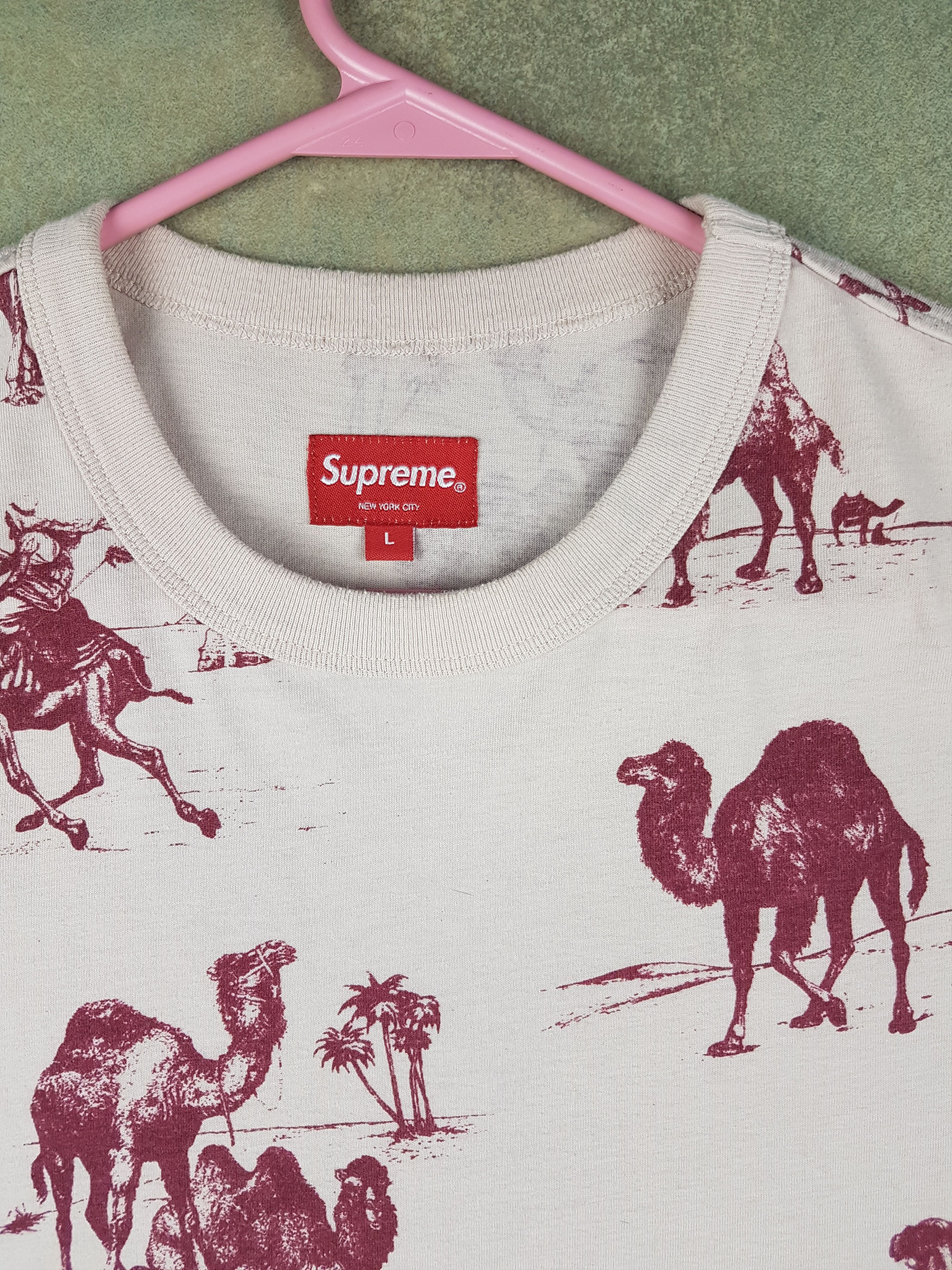 【美品・Mサイズ】Supreme Camels Tee 美品・Mサイズ】Supreme Camels Tee - メルカリ