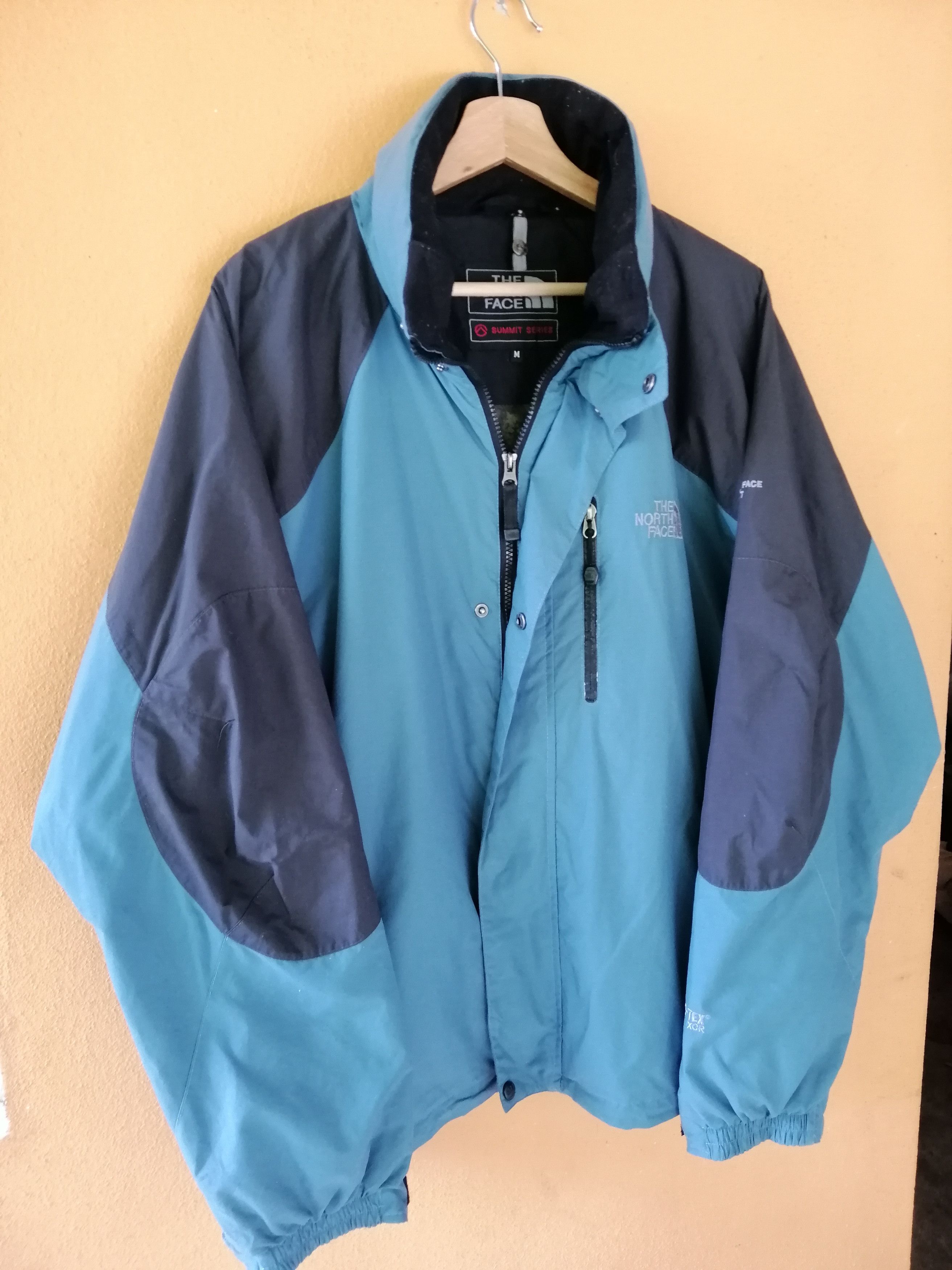 The North Face Vintage The North Face Summit Gore Tex XCR Jacket Size US L / EU 52-54 / 3 - 13 Thumbnail