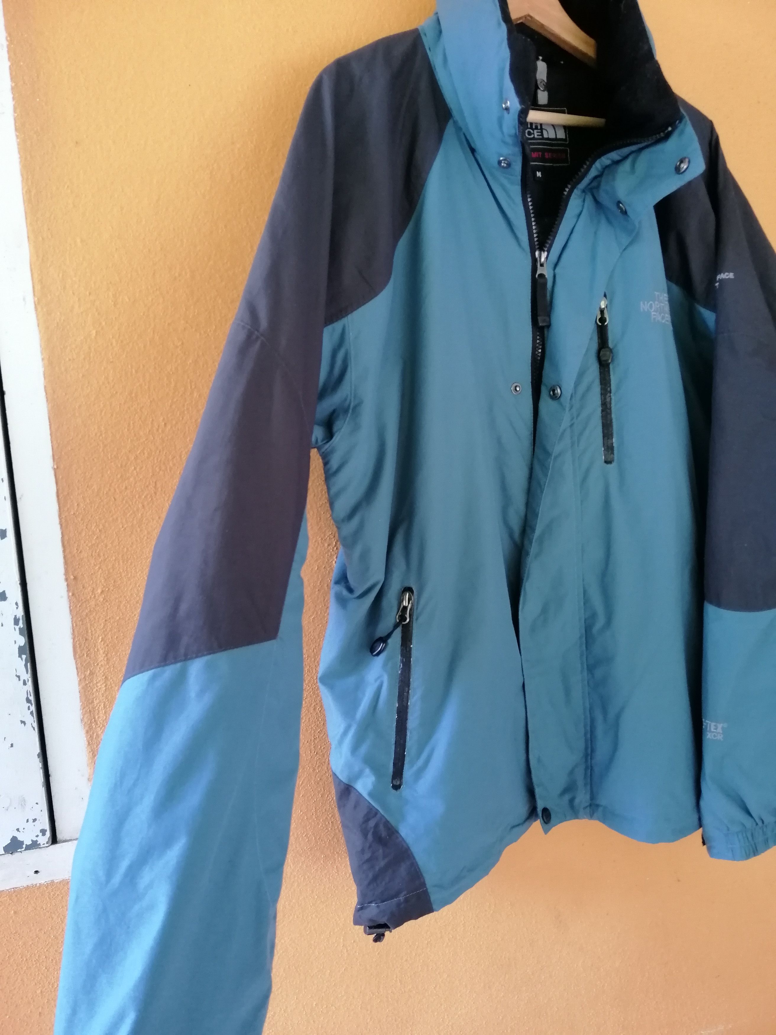 The North Face Vintage The North Face Summit Gore Tex XCR Jacket Size US L / EU 52-54 / 3 - 12 Thumbnail