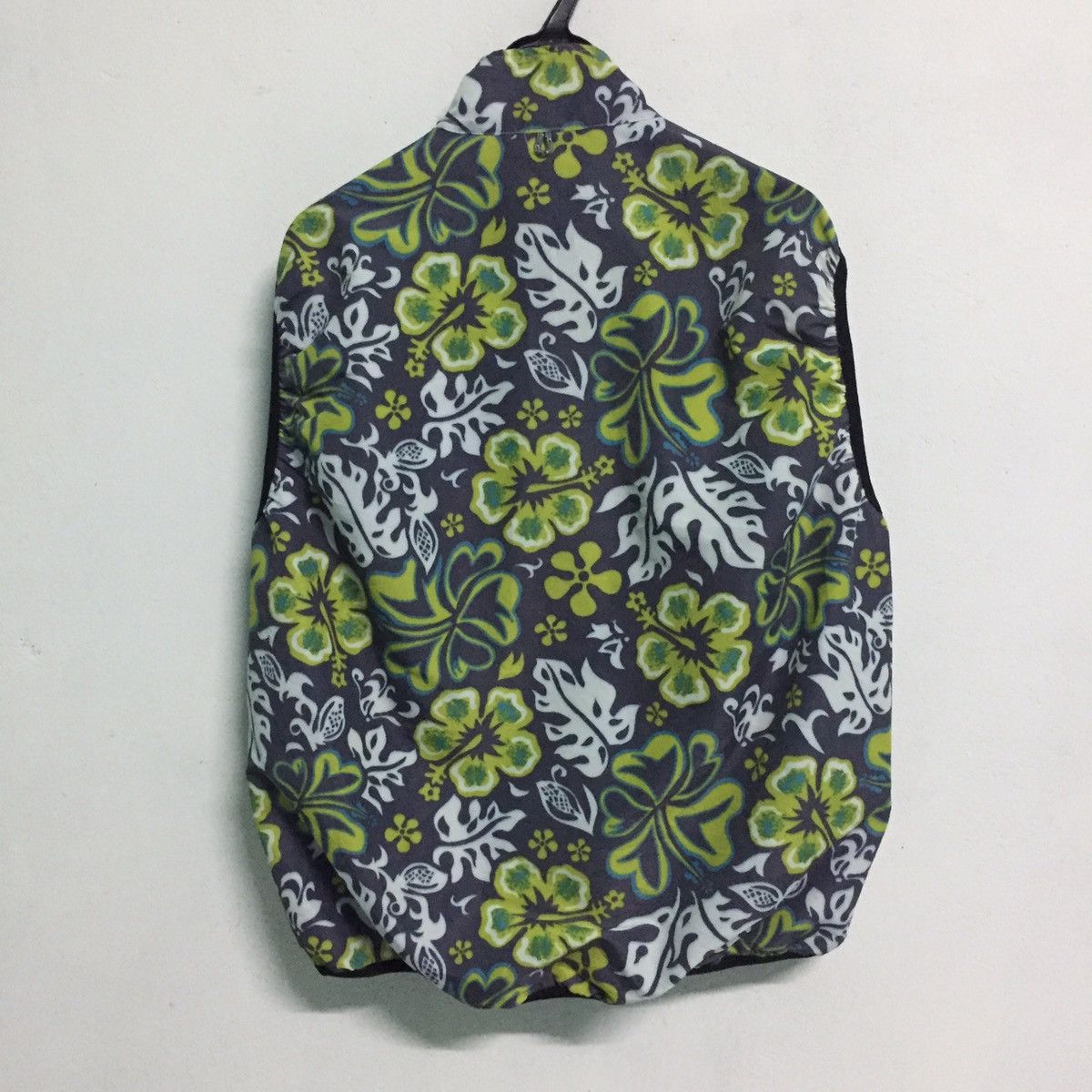 Other Flora Vest LC Last Chance Sportwear MADE IN USA Size US M / EU 48-50 / 2 - 10 Thumbnail