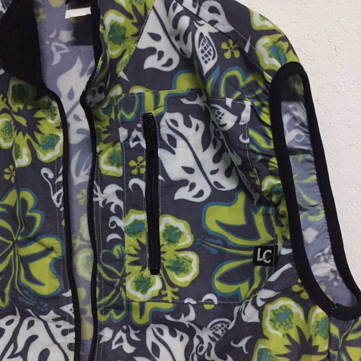 Other Flora Vest LC Last Chance Sportwear MADE IN USA Size US M / EU 48-50 / 2 - 4 Thumbnail