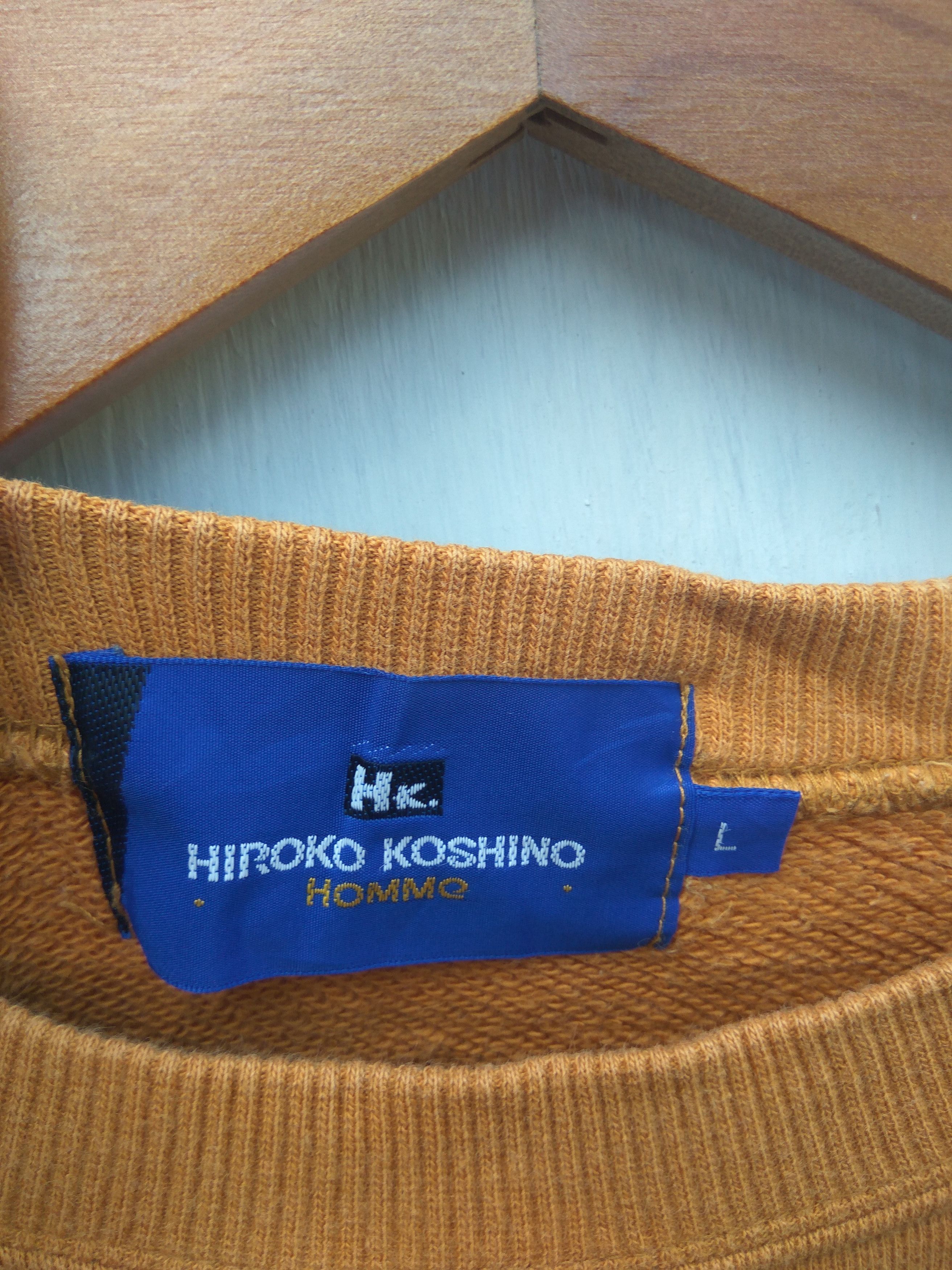 Hiroko Koshino Homme 🔥 Hiroko Koshino Homme sweatshirt spell out Japanese Brand Size US L / EU 52-54 / 3 - 4 Thumbnail