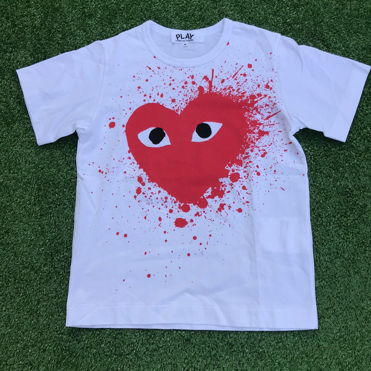 cdg splatter tee