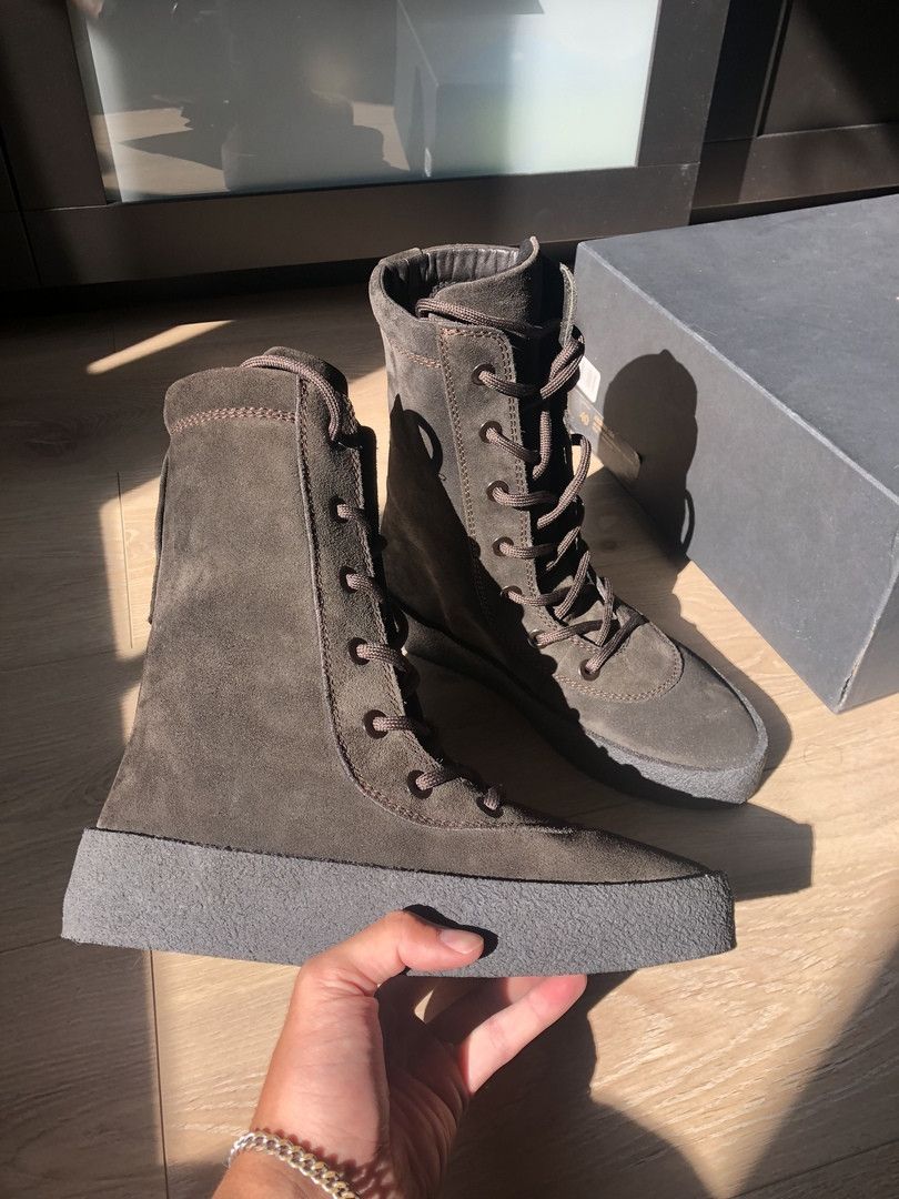 yeezy season 2 crepe boot oil