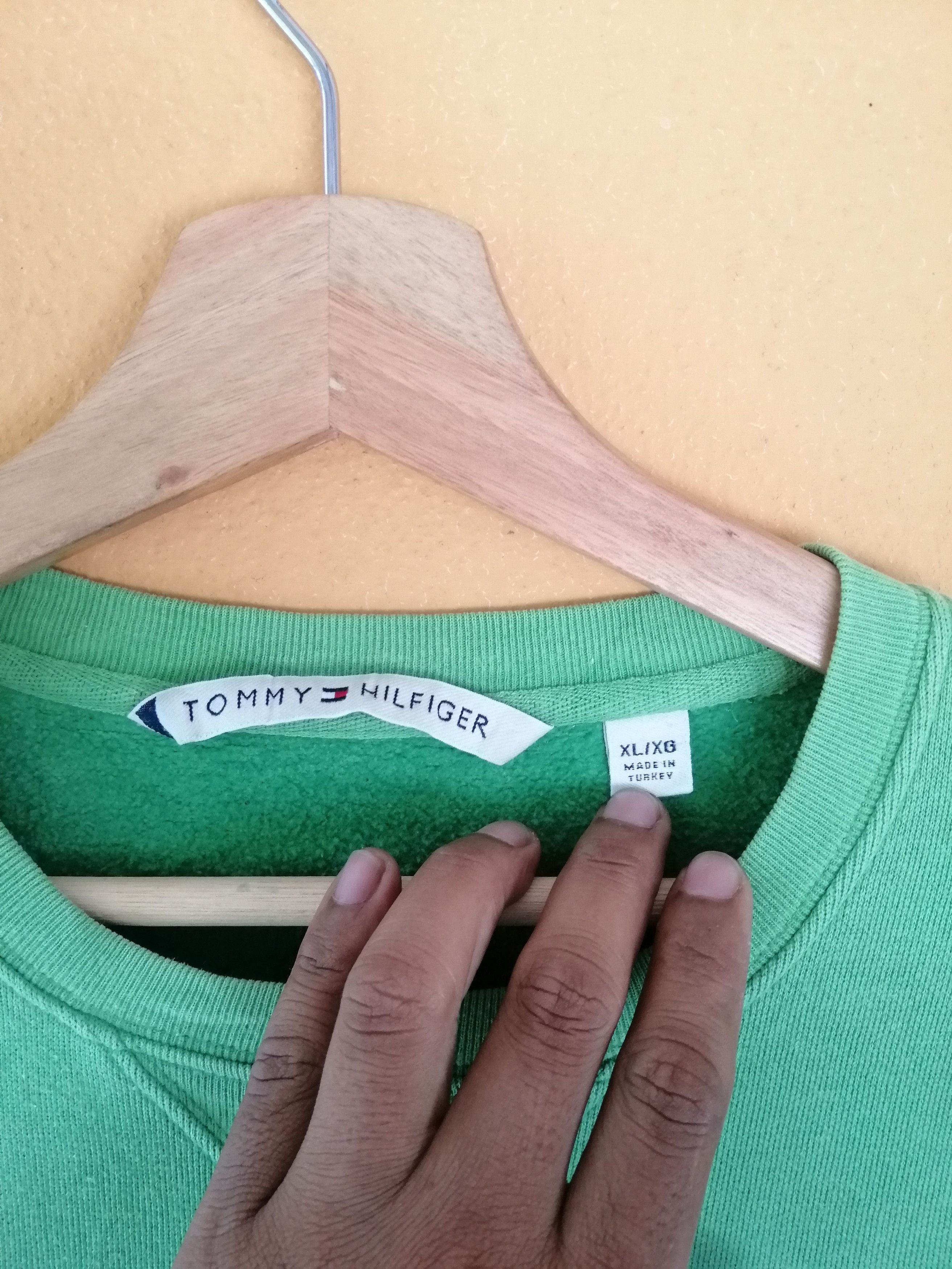 Tommy Hilfiger Vintage Tommy Hilfiger Small Logo Crewneck Sweatshirt Size US M / EU 48-50 / 2 - 4 Thumbnail